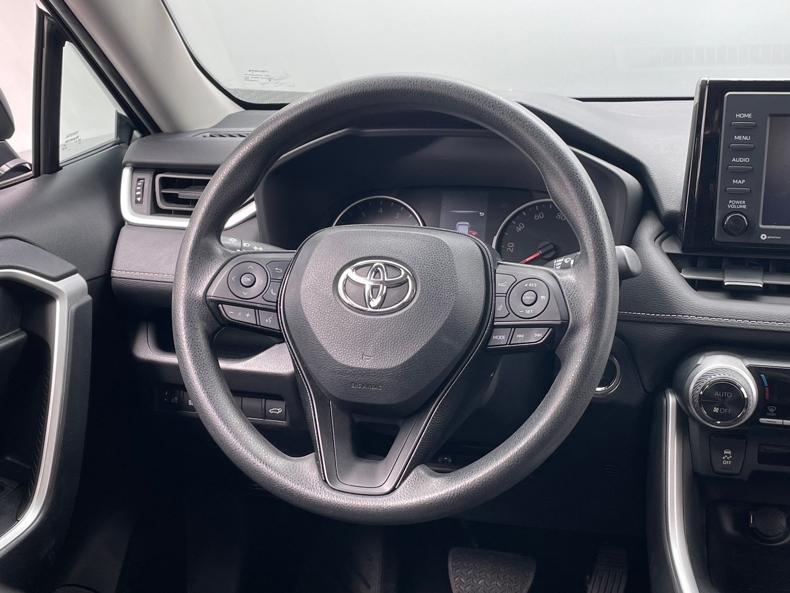 Thumbnail: 2022 Toyota RAV4 - 5