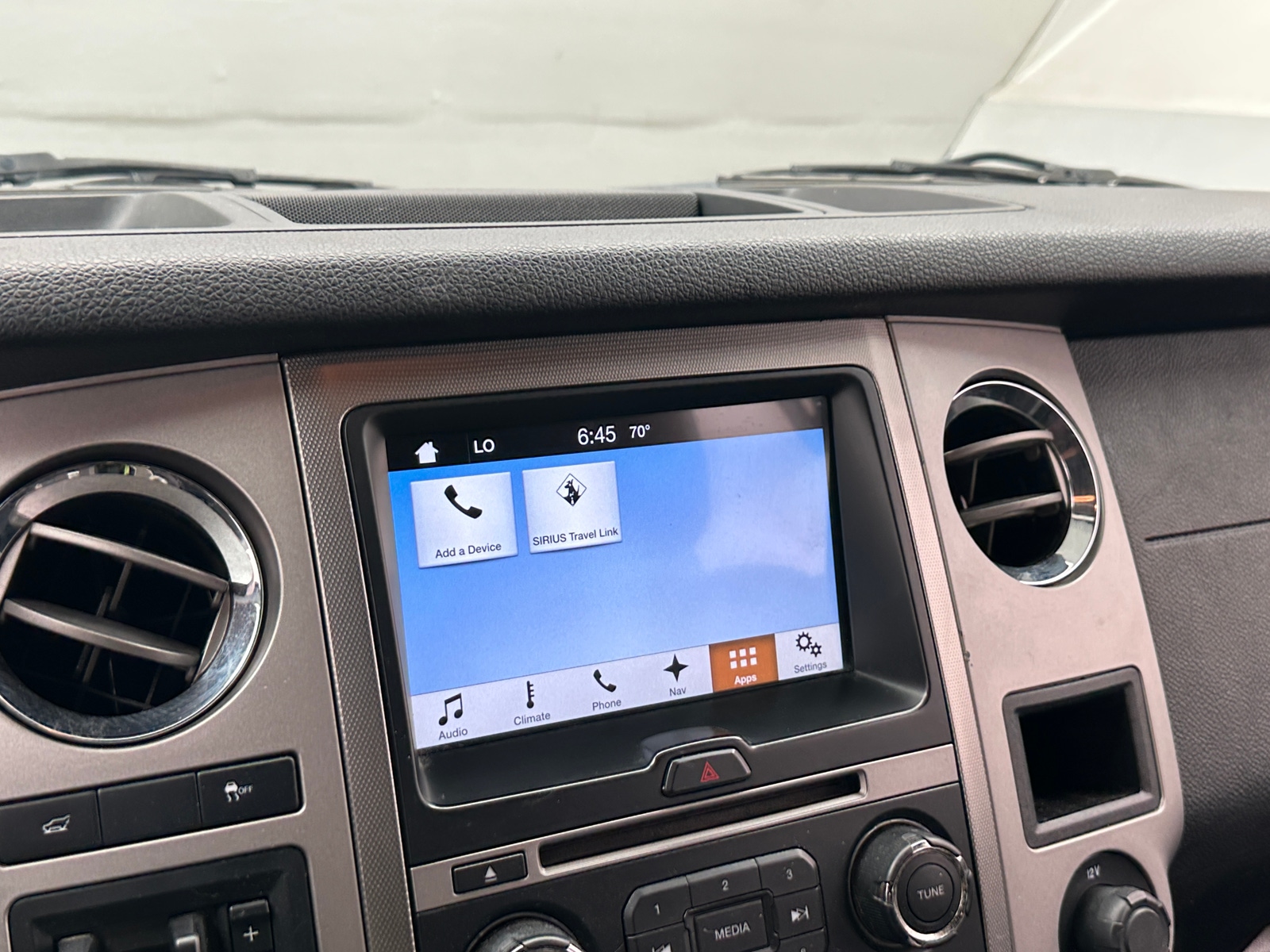 Thumbnail: 2016 Ford Expedition - 3
