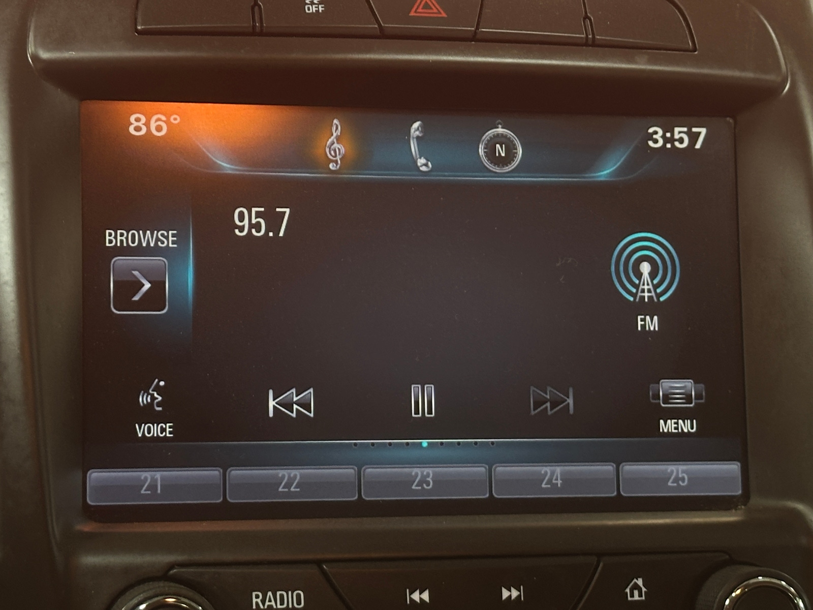 Thumbnail: 2015 Buick Regal - 3