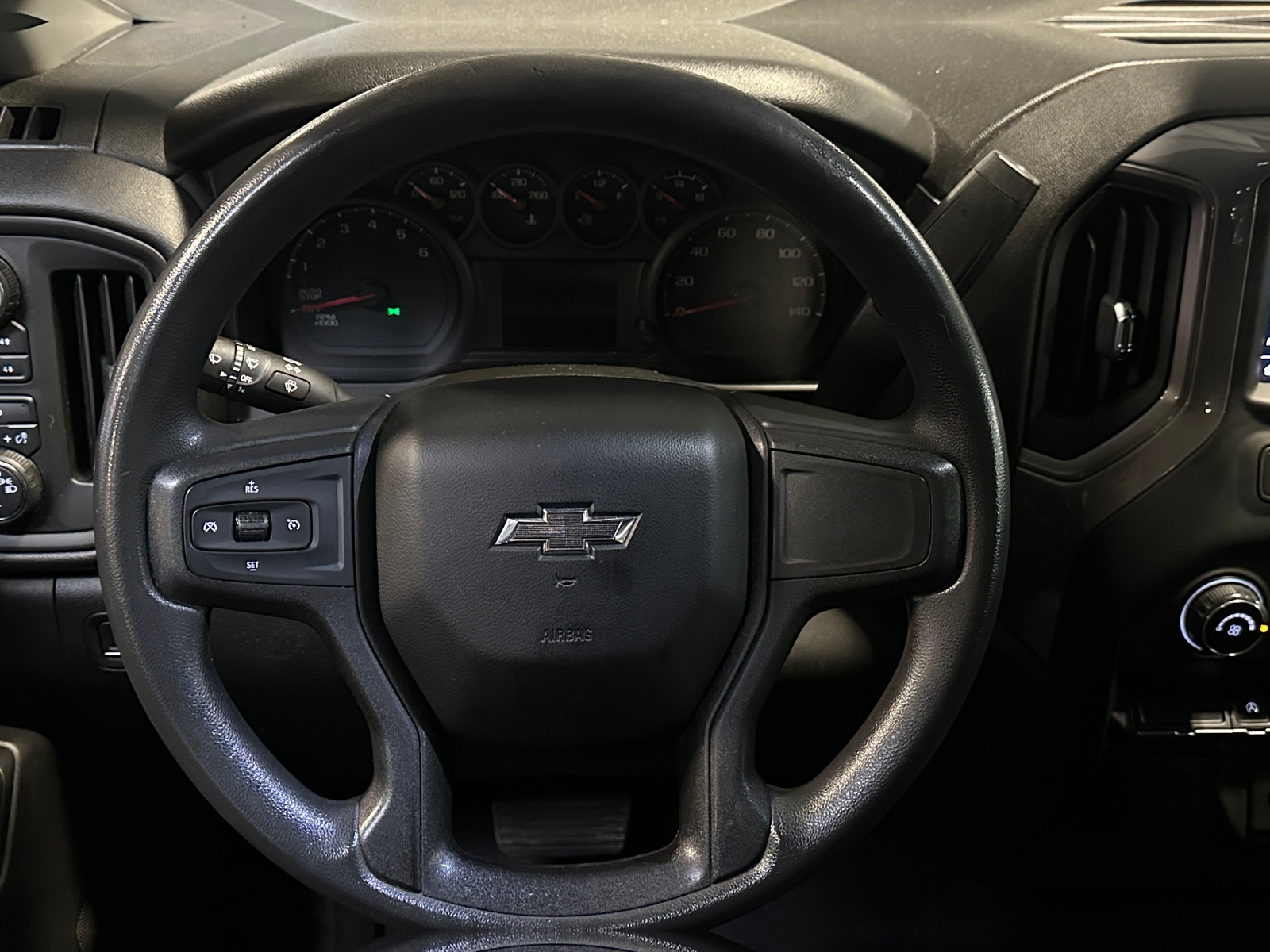 Thumbnail: 2021 Chevrolet Silverado 1500 - 5