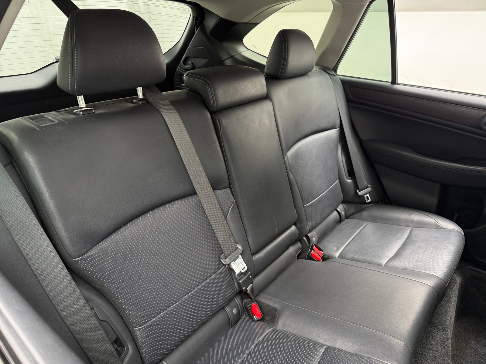 Thumbnail: 2015 Subaru Outback - 5