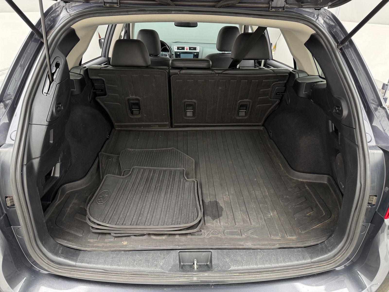 Thumbnail: 2015 Subaru Outback - 6
