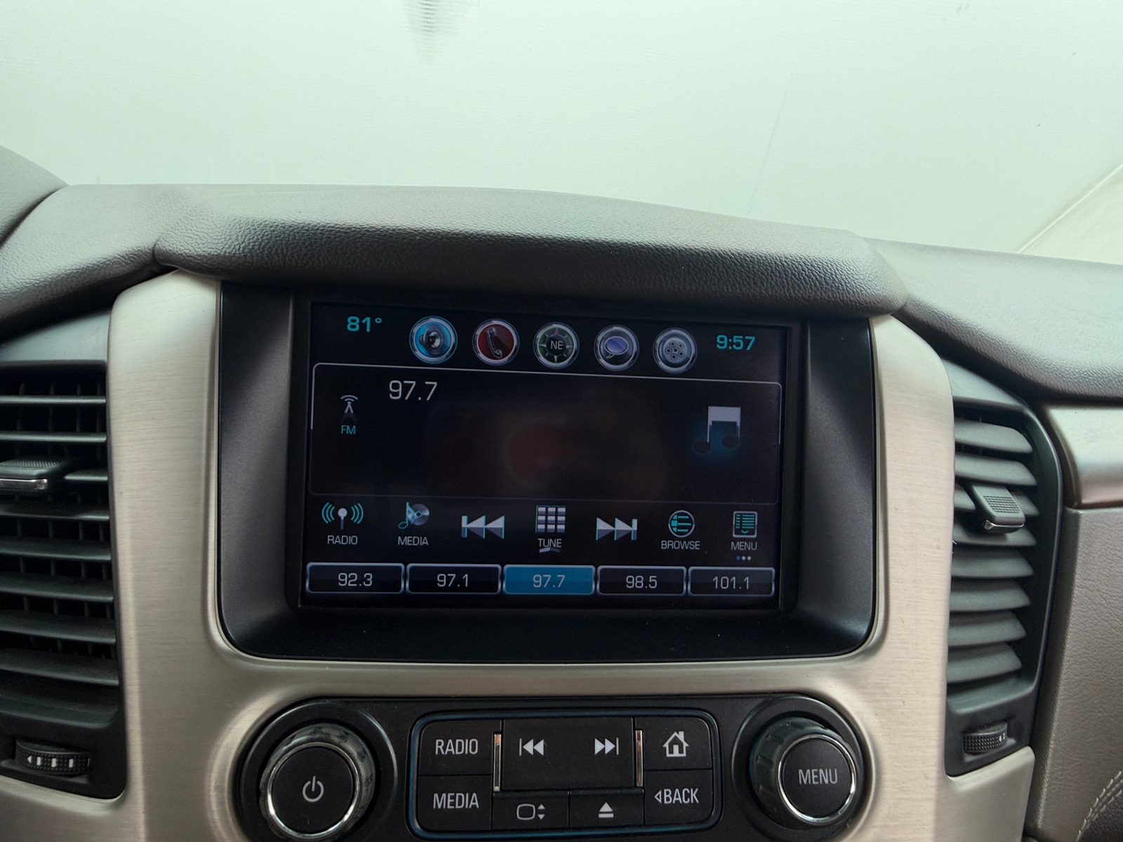 Thumbnail: 2020 GMC Yukon - 3
