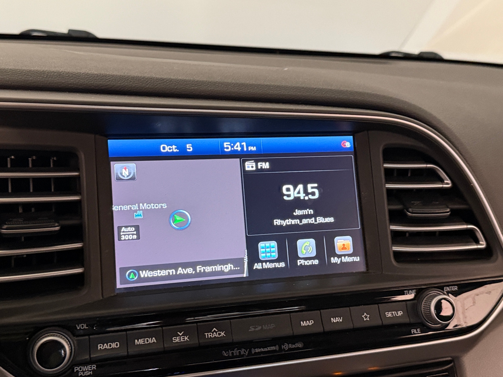 Thumbnail: 2020 Hyundai Elantra - 3