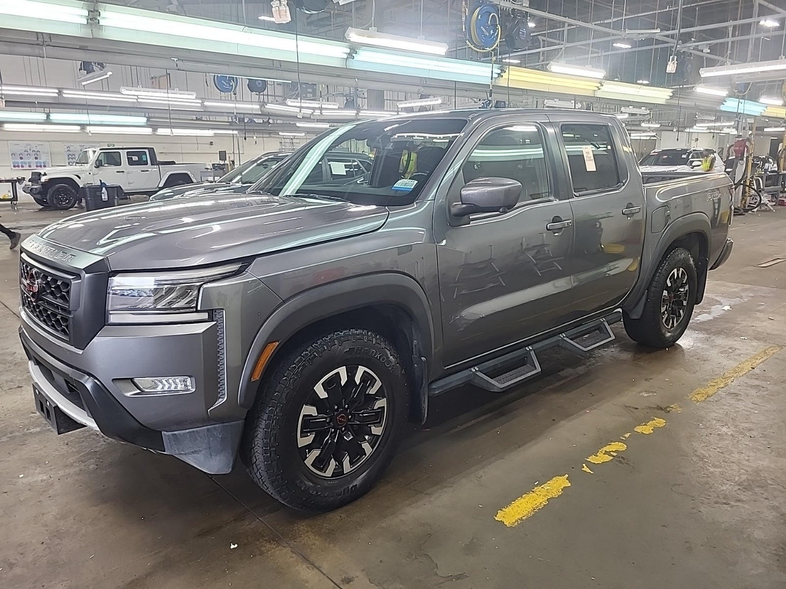 2023 Nissan Frontier Crew Cab 4x2 Pro-X Auto
