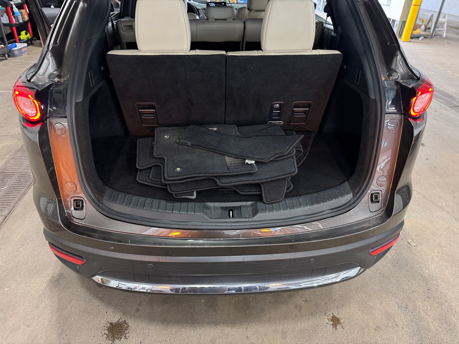 Thumbnail: 2019 Mazda CX-9 - 6