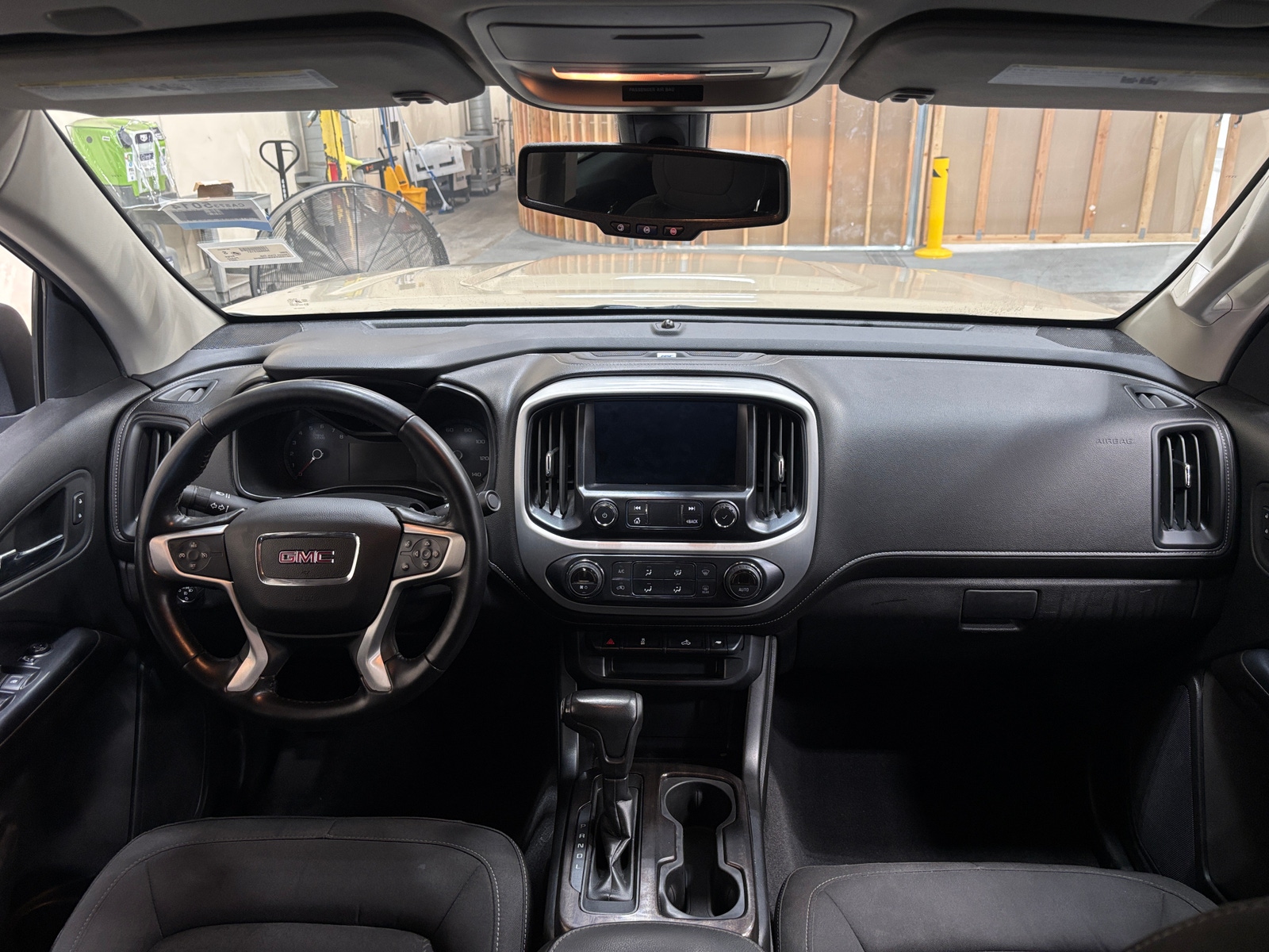 Thumbnail: 2021 GMC Canyon - 3
