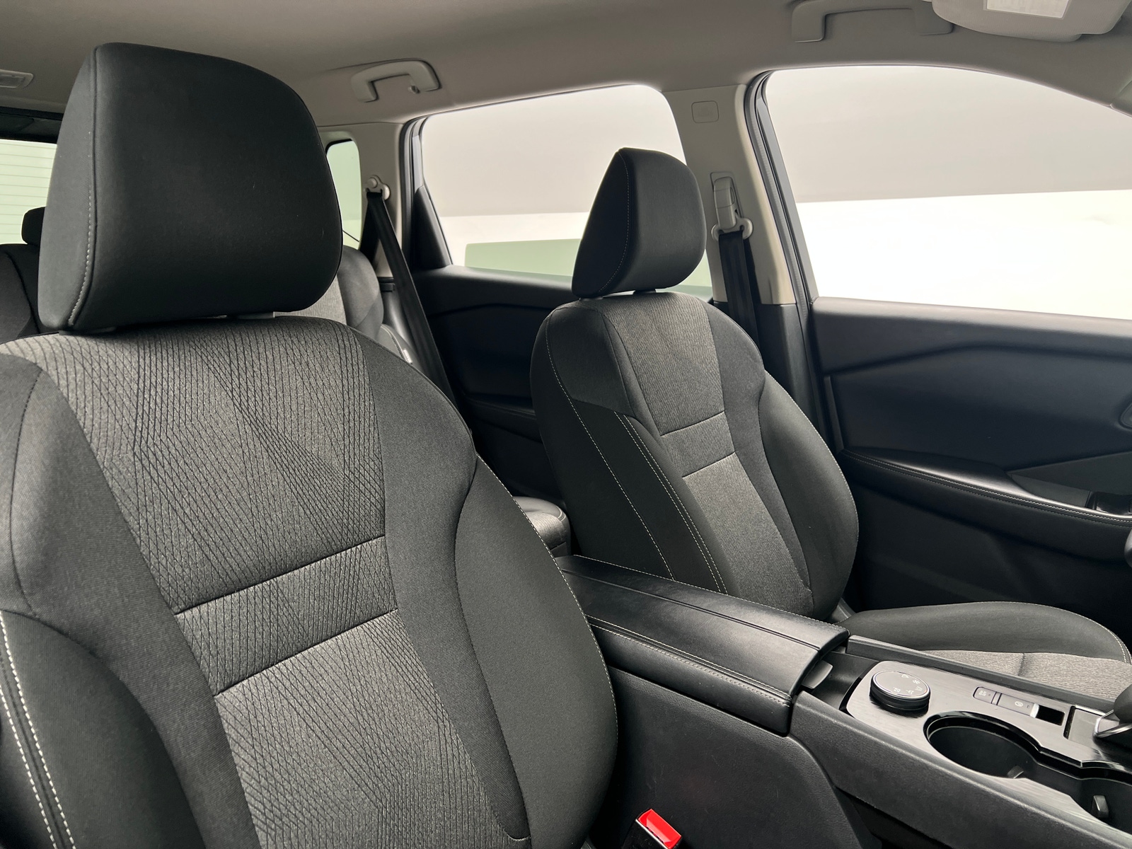 Thumbnail: 2025 Nissan Rogue - 2