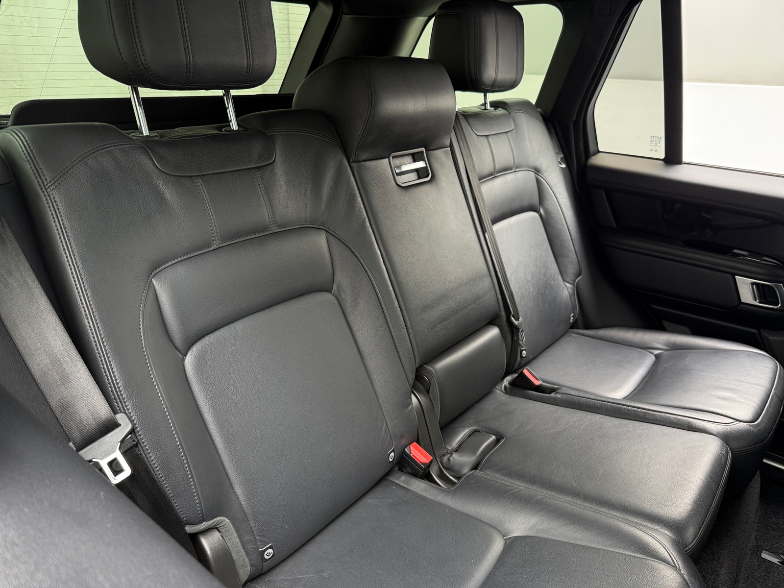 Thumbnail: 2019 Land Rover Range Rover - 6