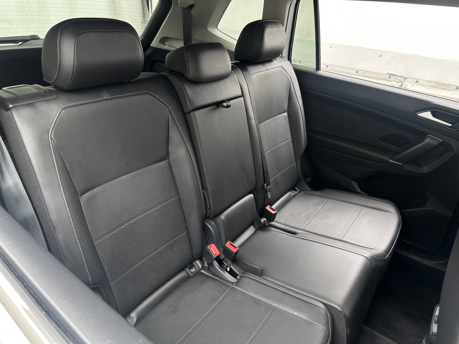 Thumbnail: 2018 Volkswagen Tiguan - 6