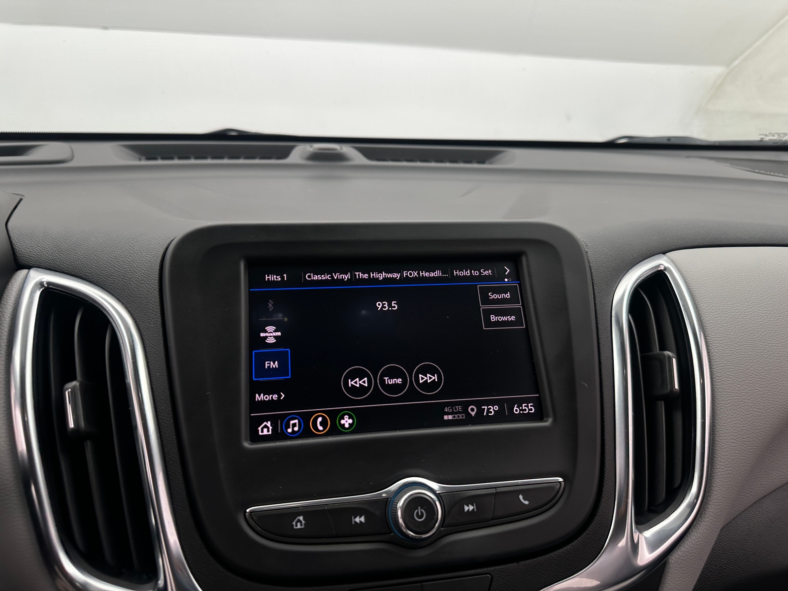 Thumbnail: 2024 Chevrolet Equinox - 4