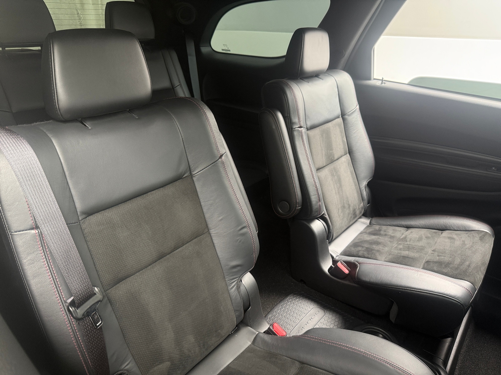 Thumbnail: 2022 Dodge Durango - 5