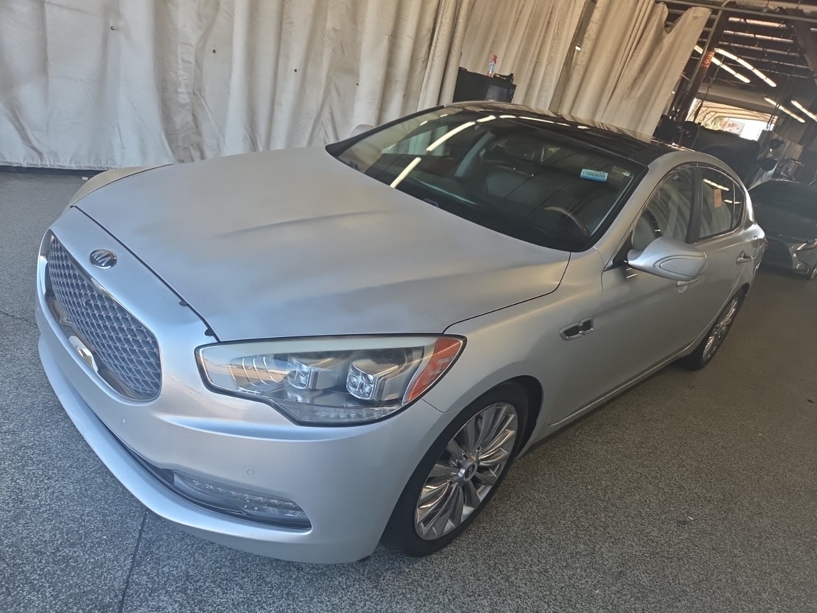 2015 Kia K900 Luxury