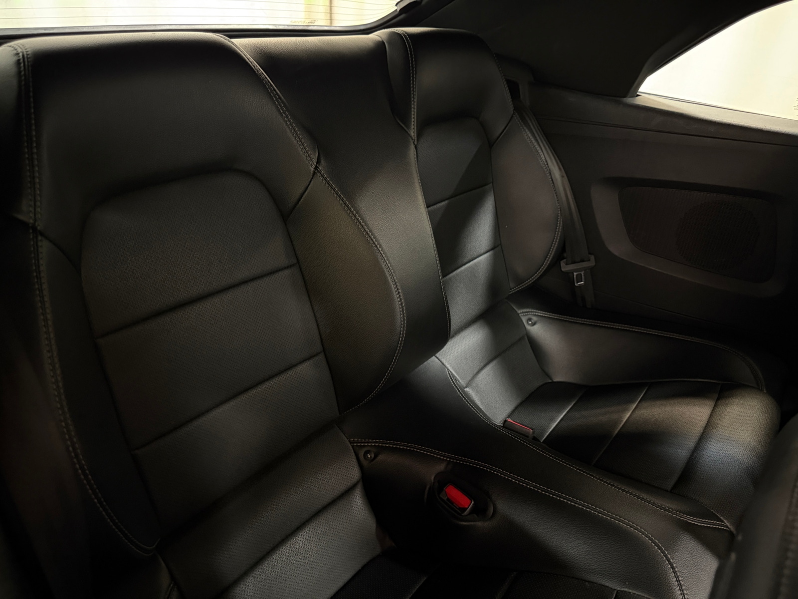 Thumbnail: 2022 Ford Mustang - 5