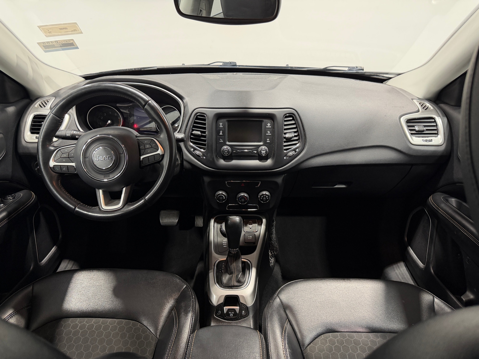 Thumbnail: 2018 Jeep Compass - 3