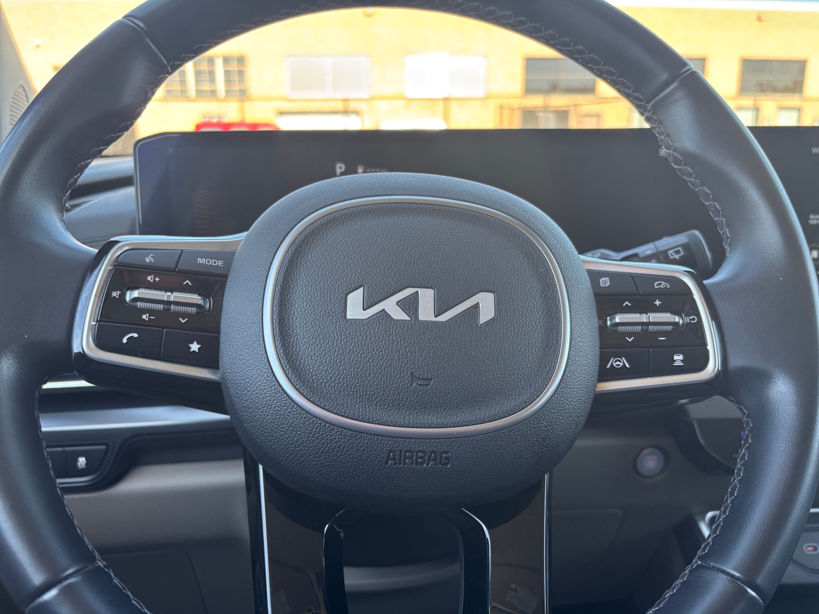 Thumbnail: 2026 Kia Carnival - 4