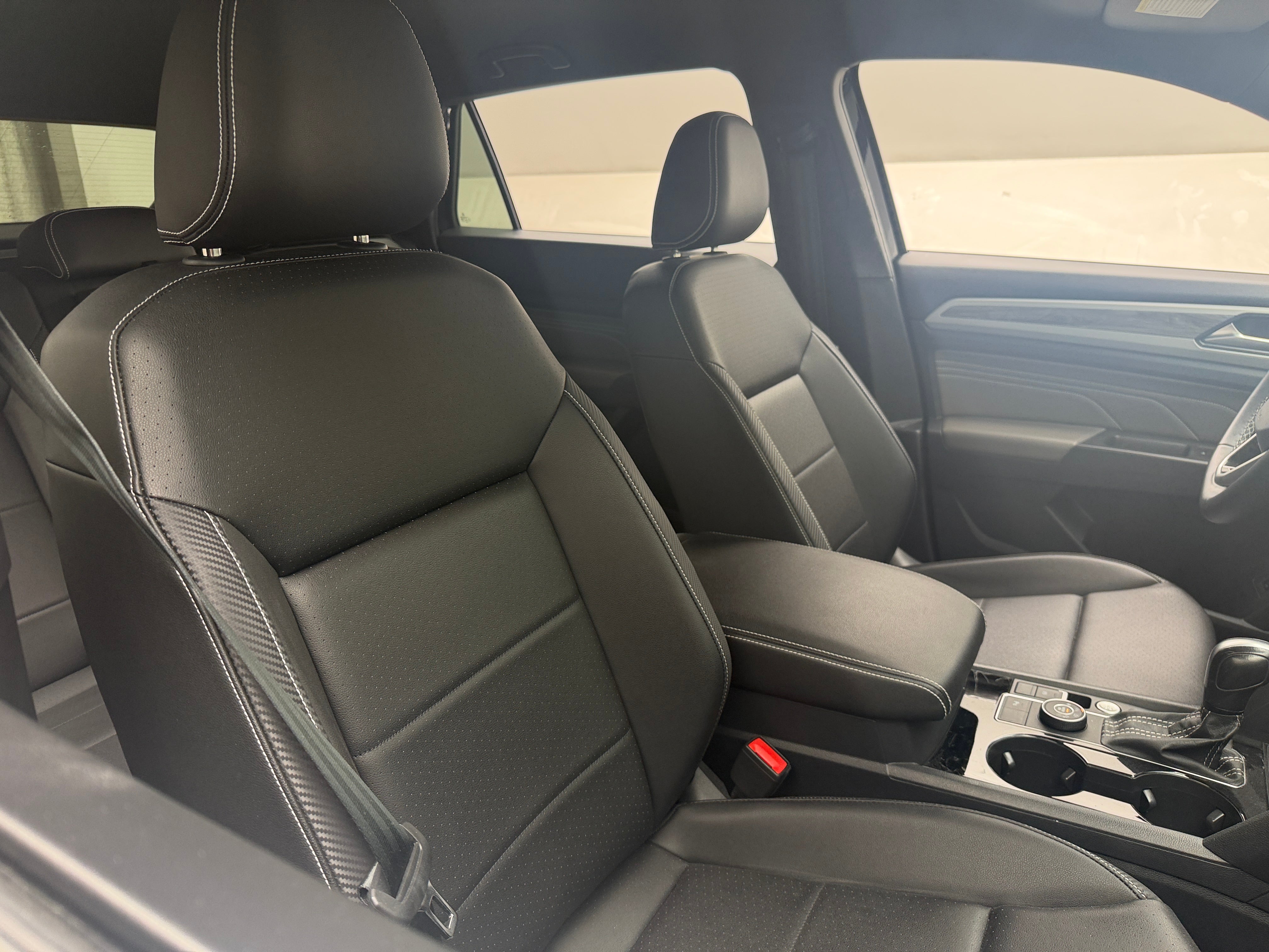 2023 Volkswagen Atlas Cross Sport SE w/Tech