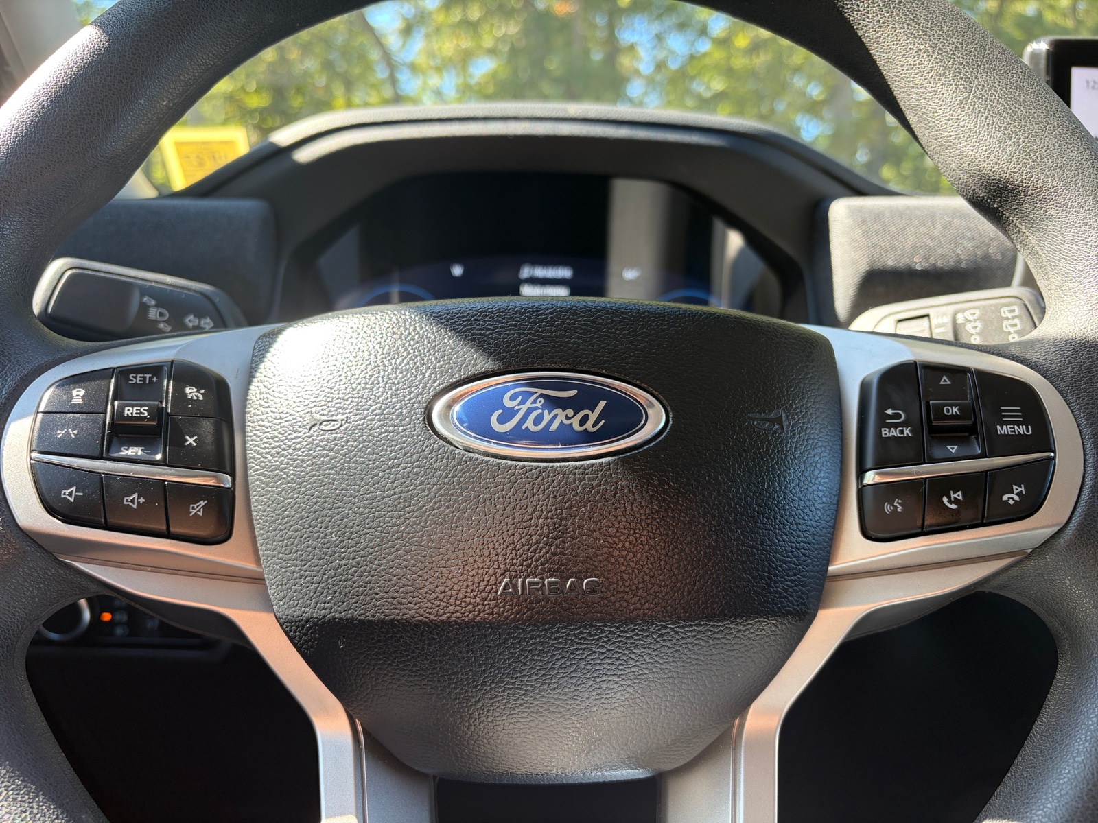 Thumbnail: 2026 Ford Explorer - 5