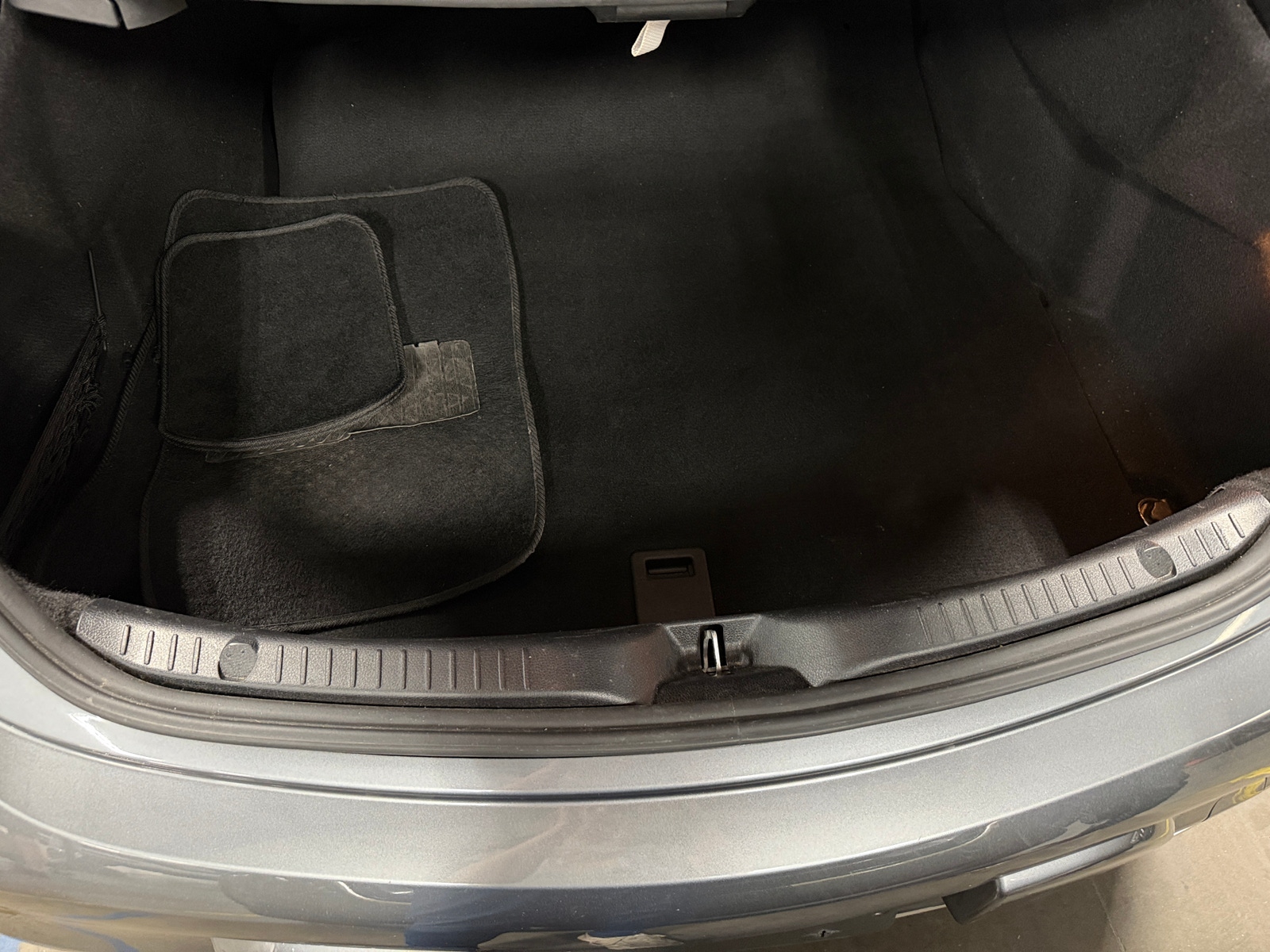 Thumbnail: 2019 Mercedes-Benz C-Class - 4