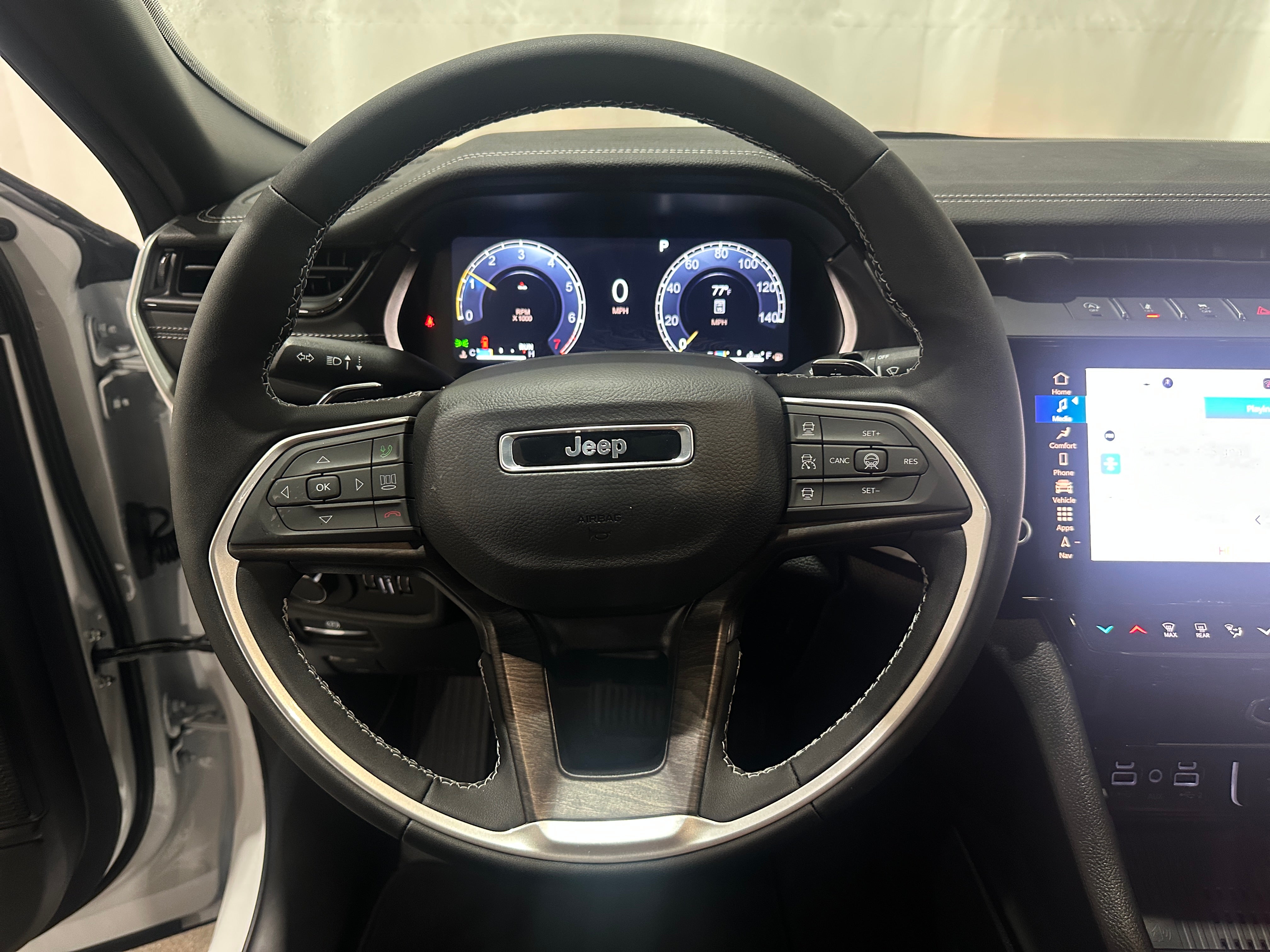 2027 Jeep Grand Cherokee L