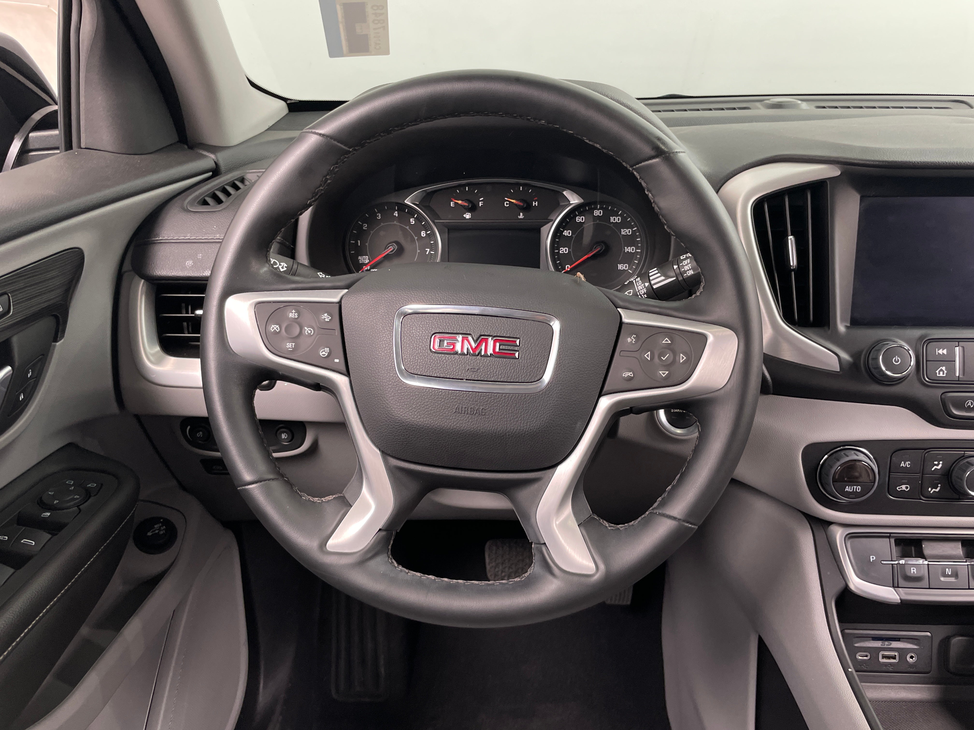 2023 GMC Terrain SLT - Photo 7