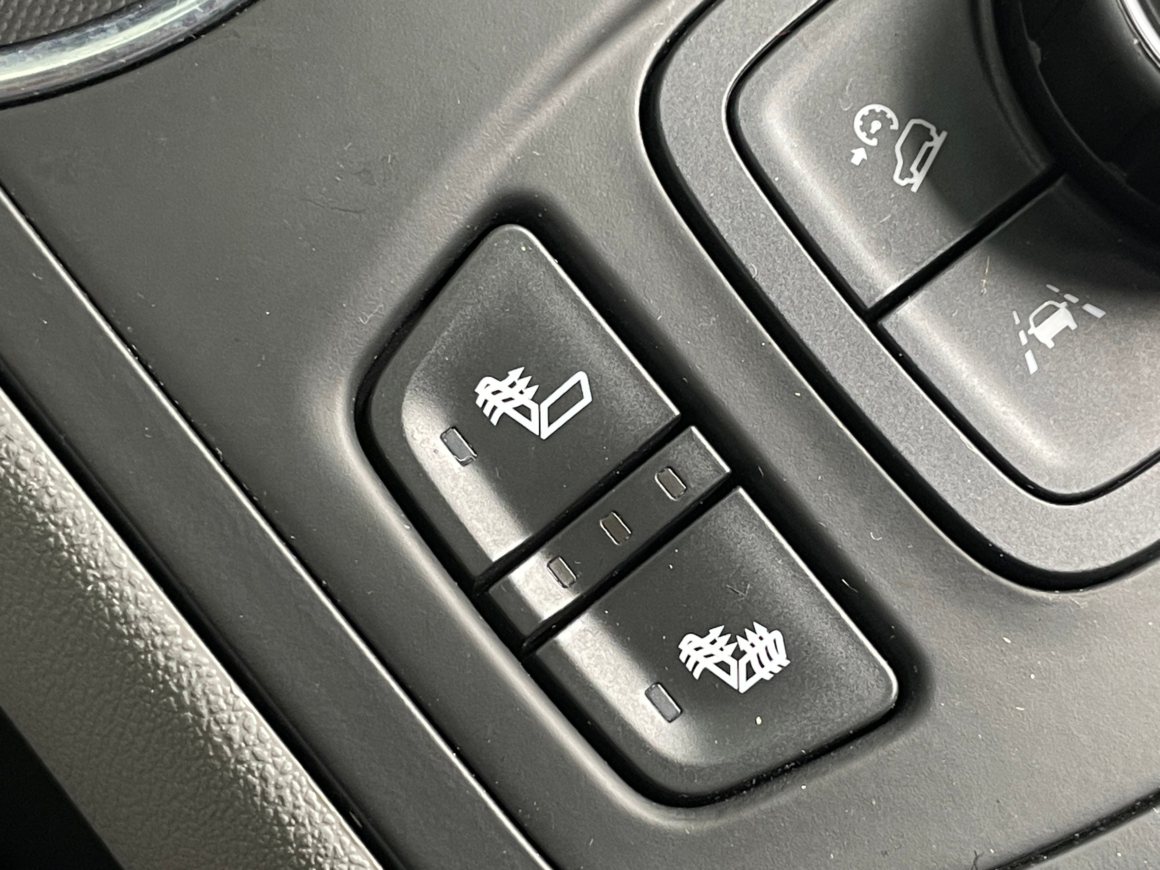 2023 GMC Terrain SLT - Photo 16