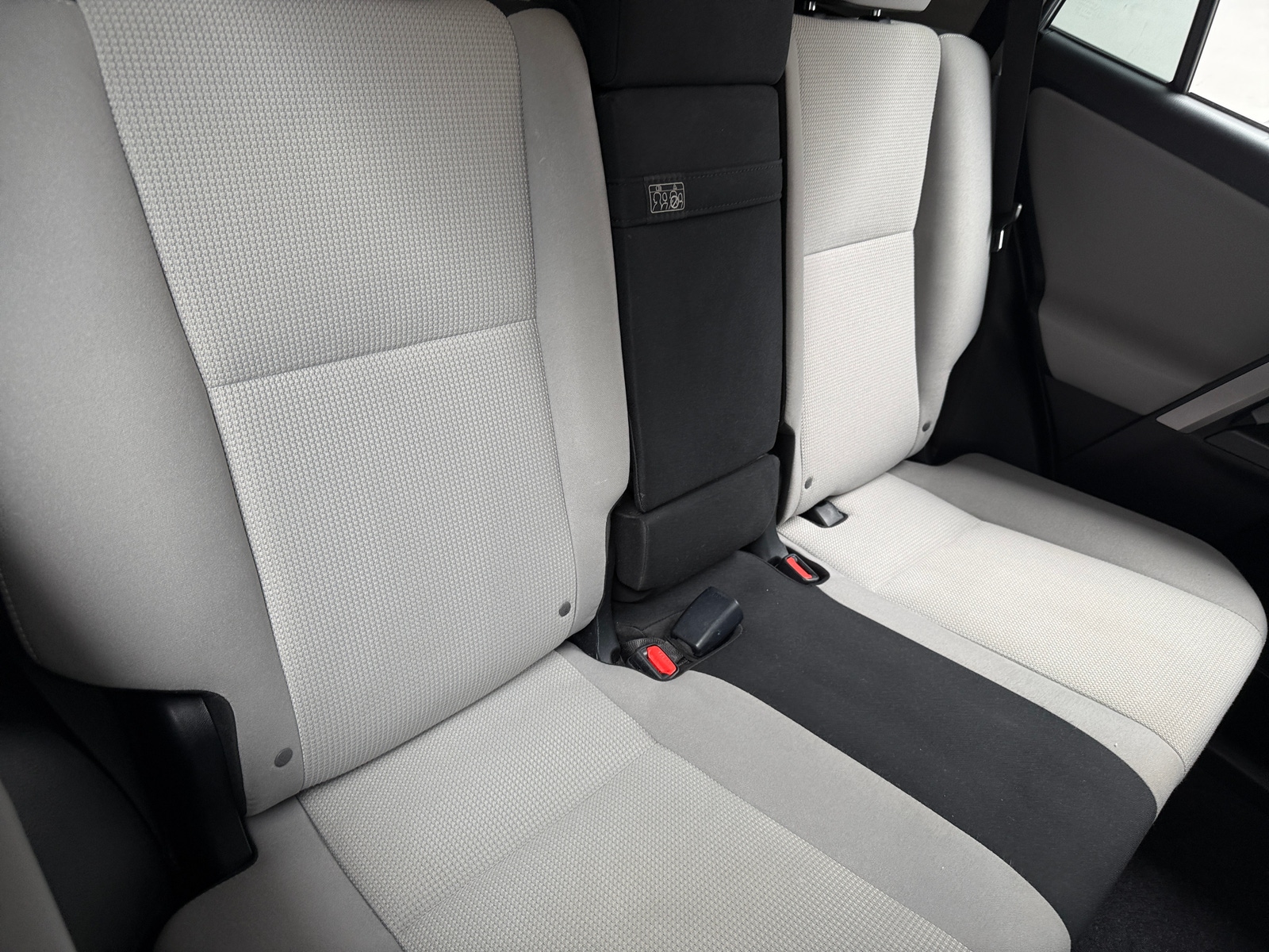 Thumbnail: 2017 Toyota RAV4 - 6