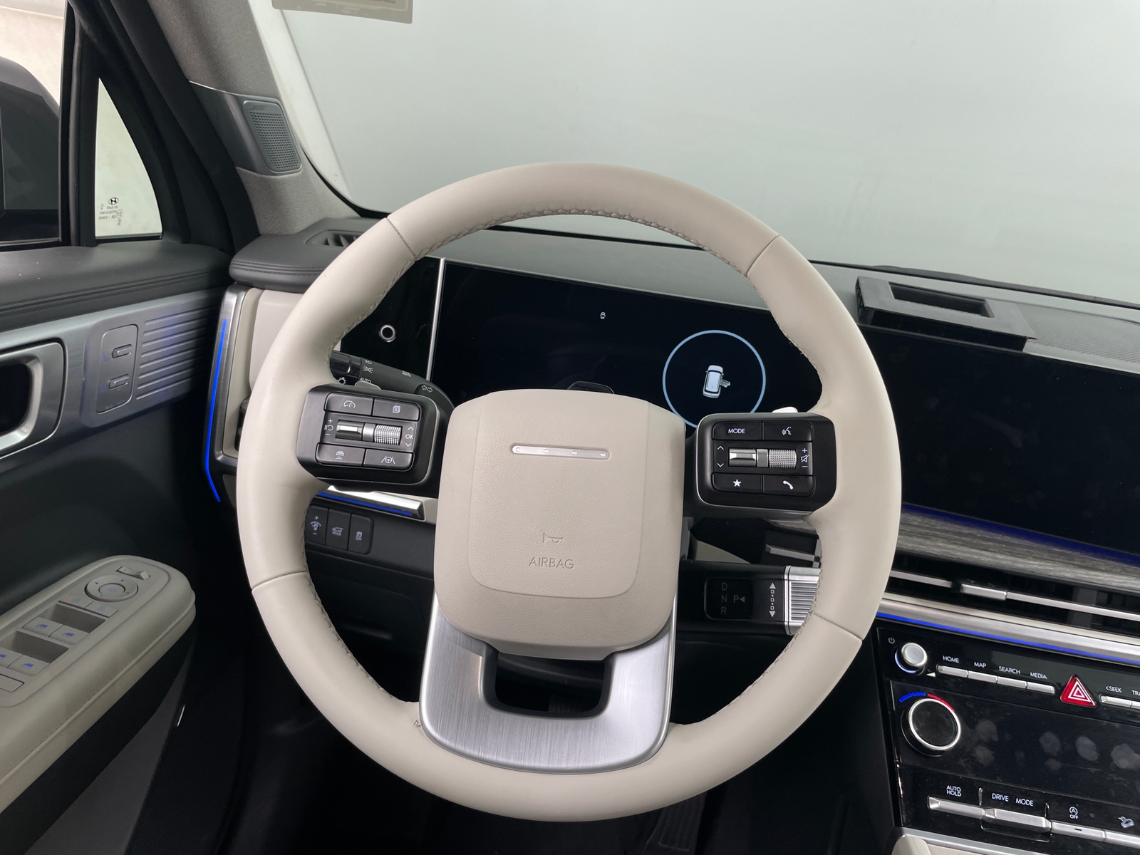 Thumbnail: 2025 Hyundai Santa Fe - 4