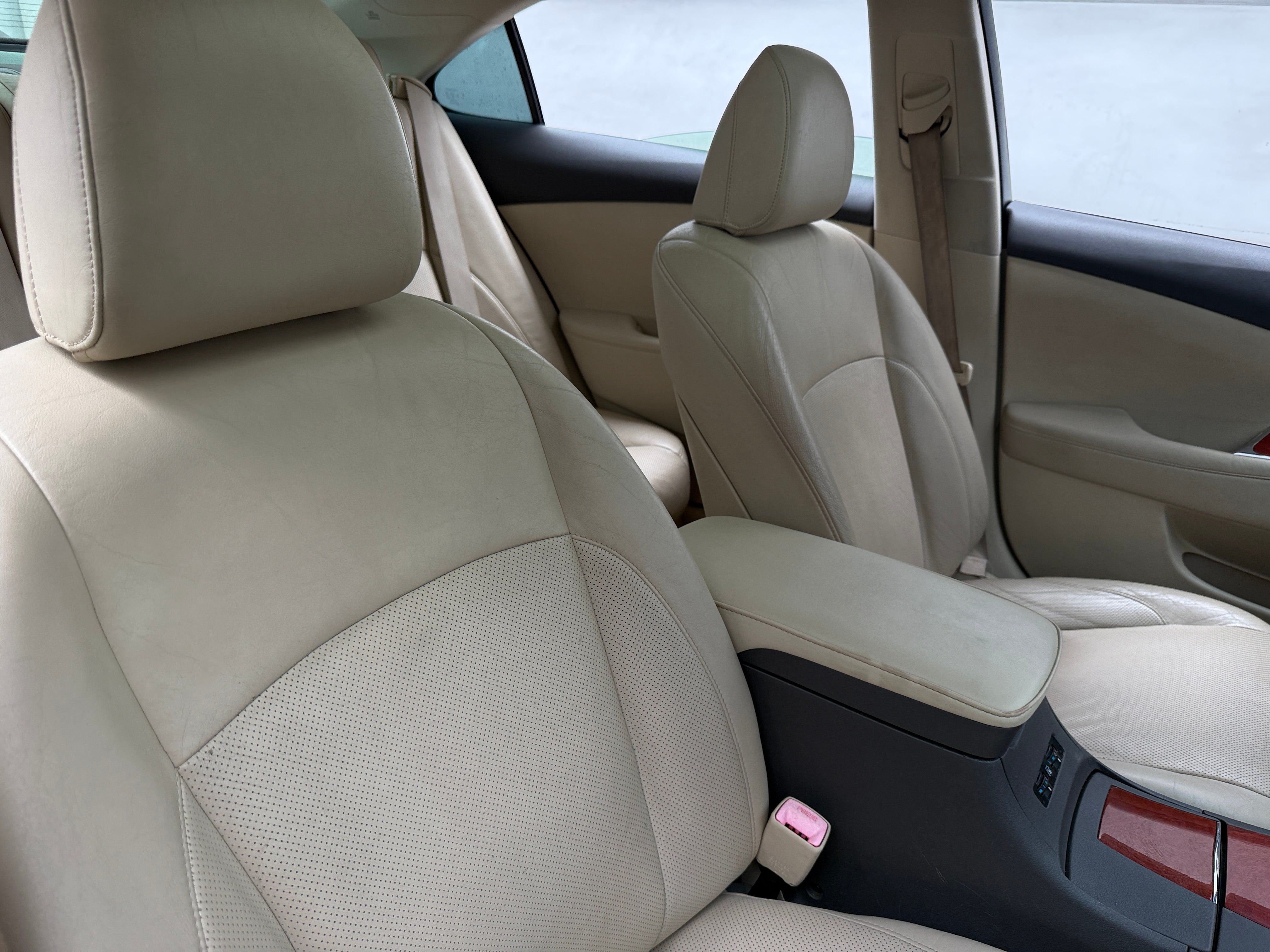 2011 Lexus ES
