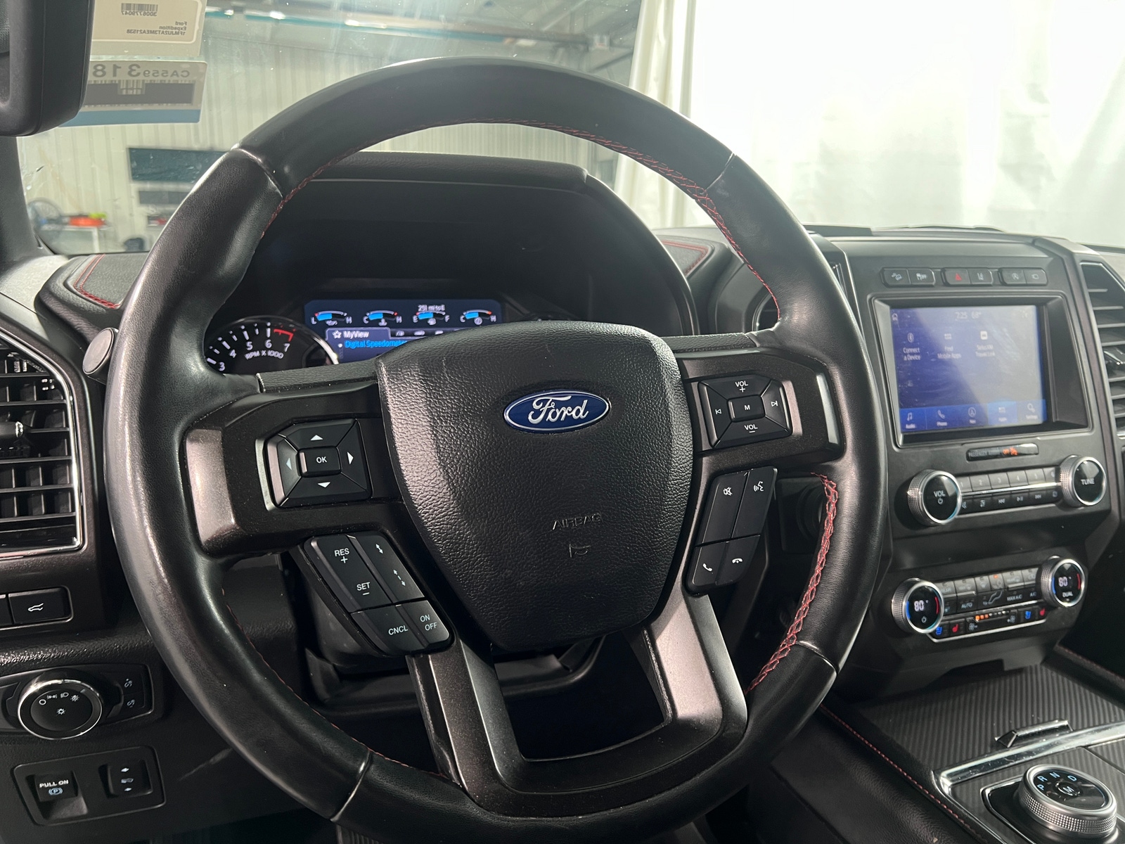 Thumbnail: 2021 Ford Expedition - 4