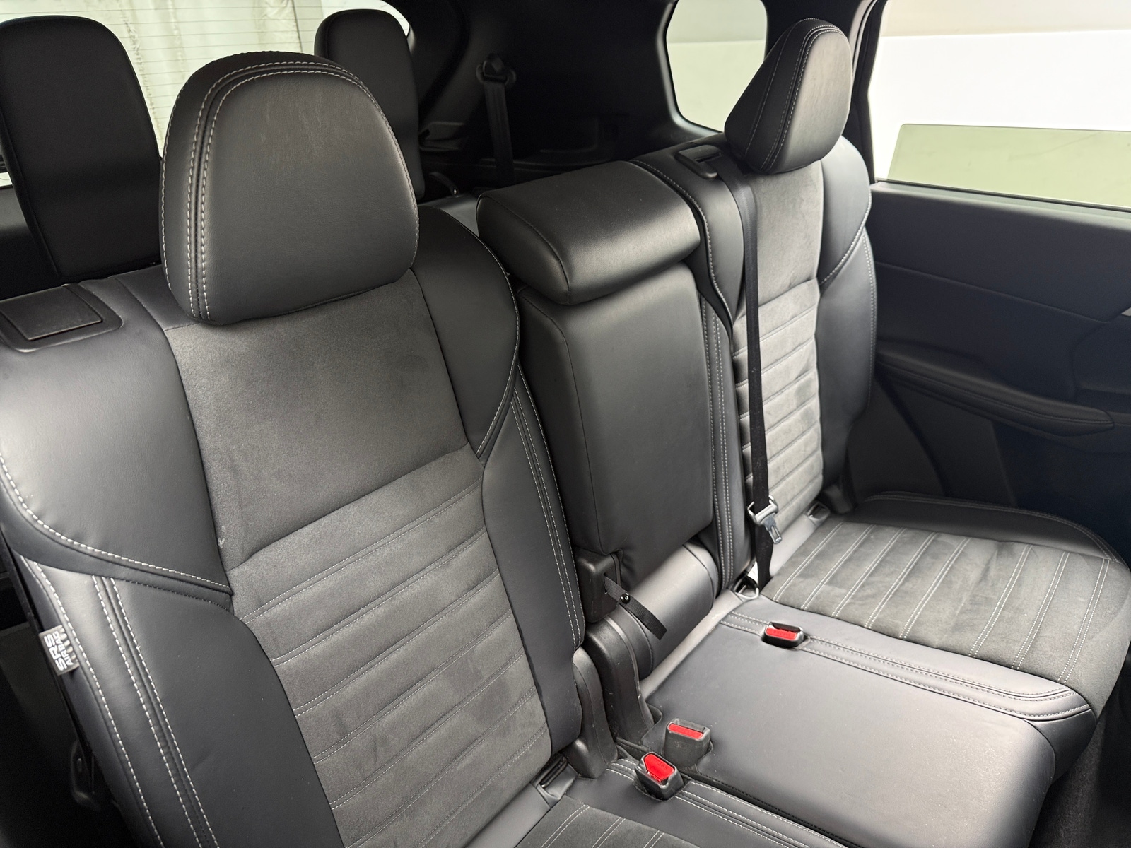 Thumbnail: 2024 Mitsubishi Outlander - 6