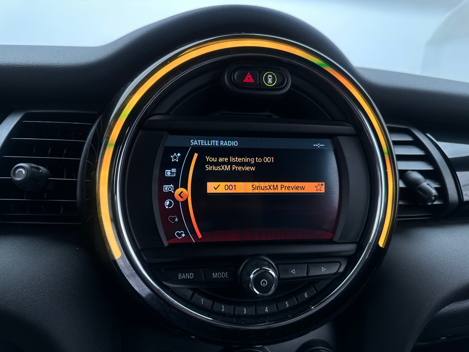 Thumbnail: 2019 MINI Cooper Convertible - 3