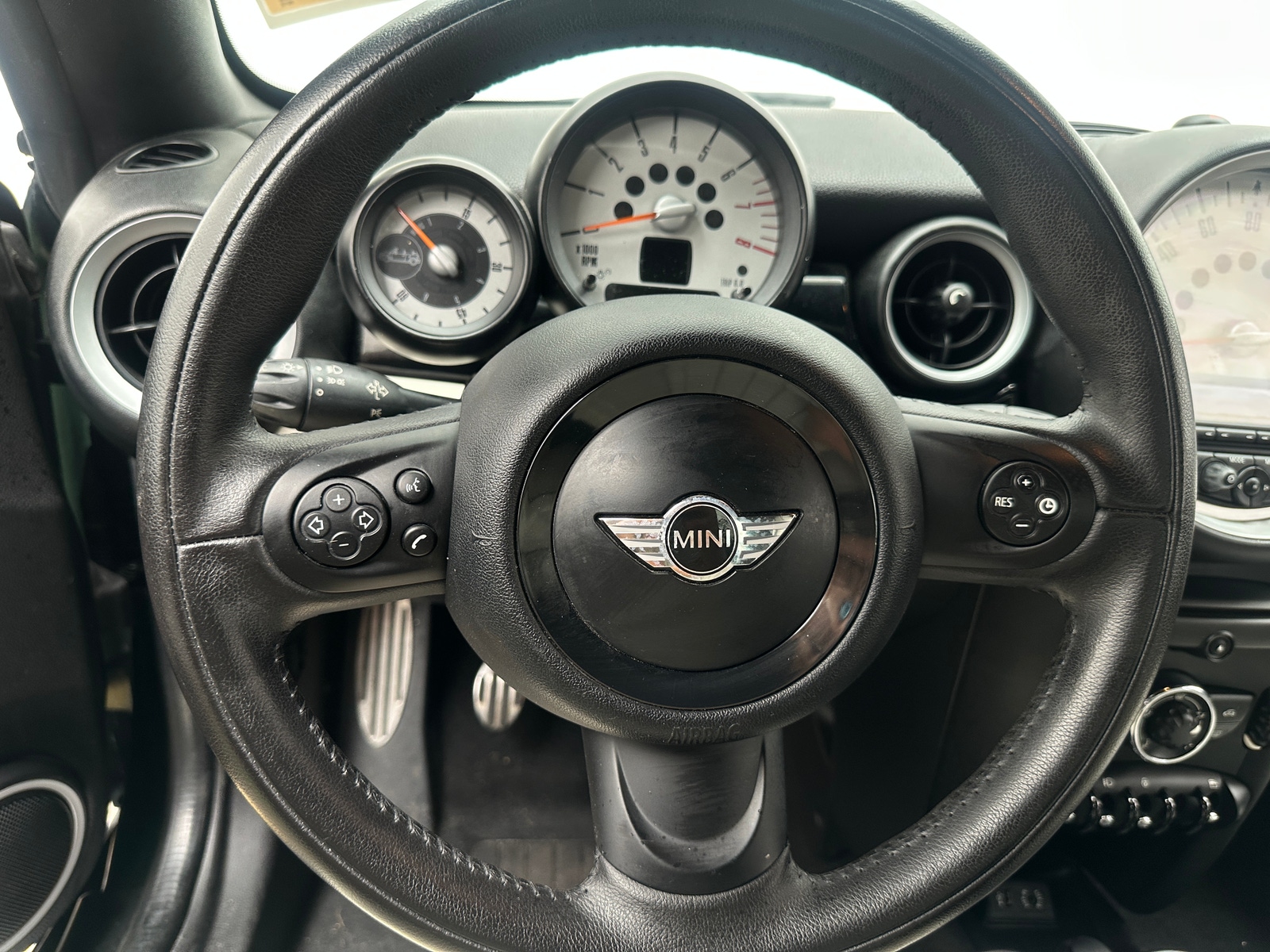 Thumbnail: 2013 MINI Cooper Roadster - 5