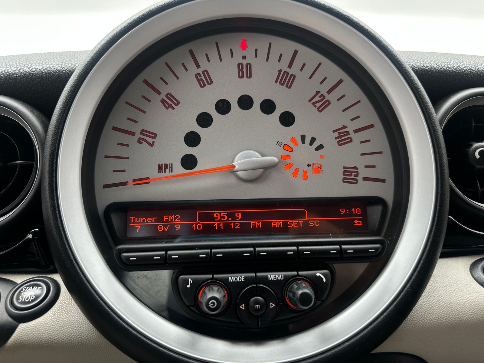 Thumbnail: 2013 MINI Cooper Roadster - 4
