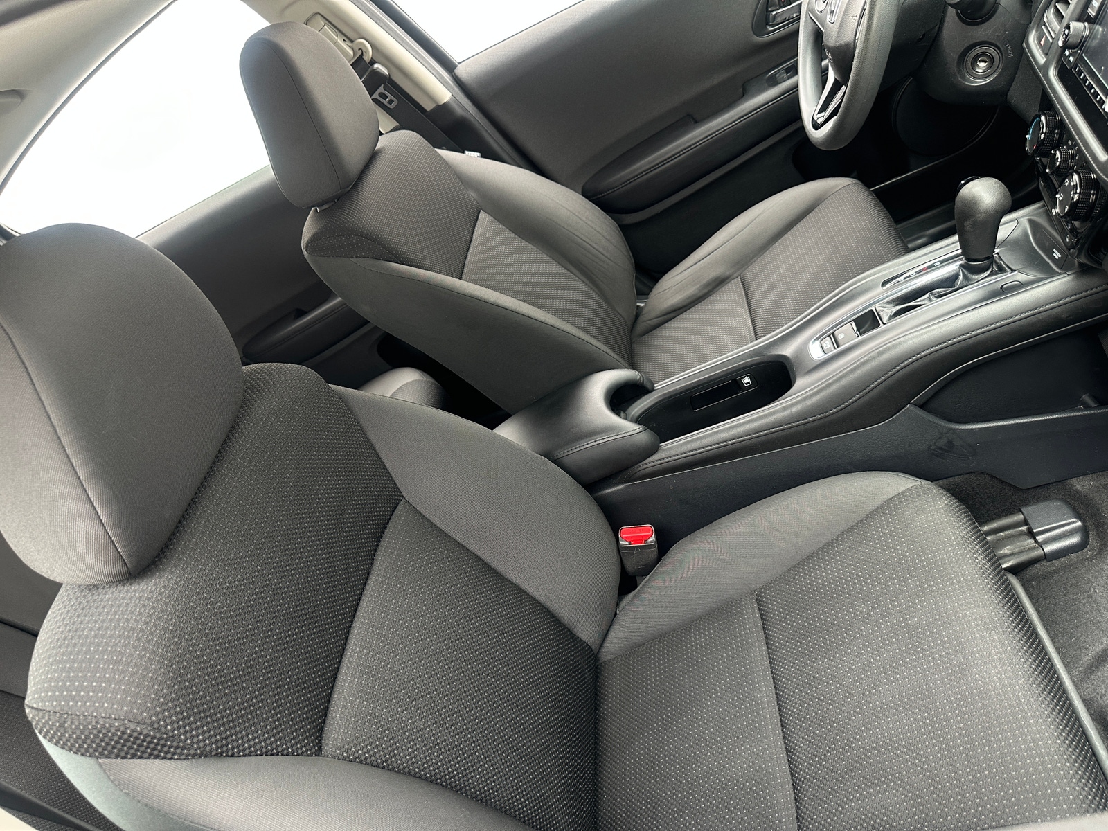 Thumbnail: 2019 Honda HR-V - 2
