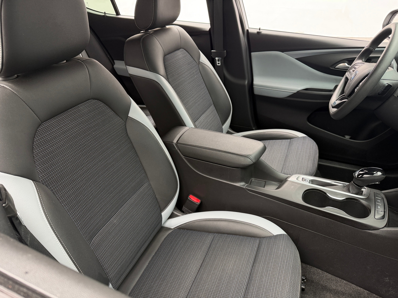 Thumbnail: 2024 Buick Envista - 2