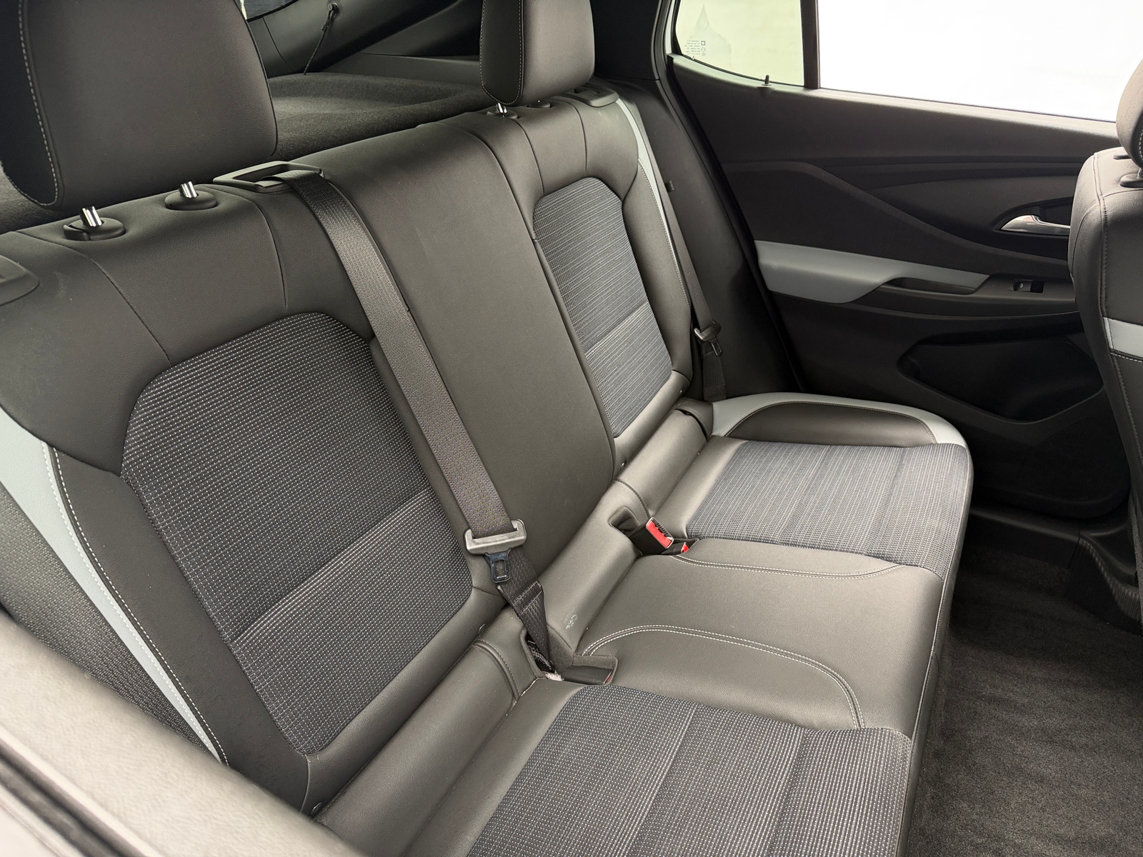 Thumbnail: 2024 Buick Envista - 6