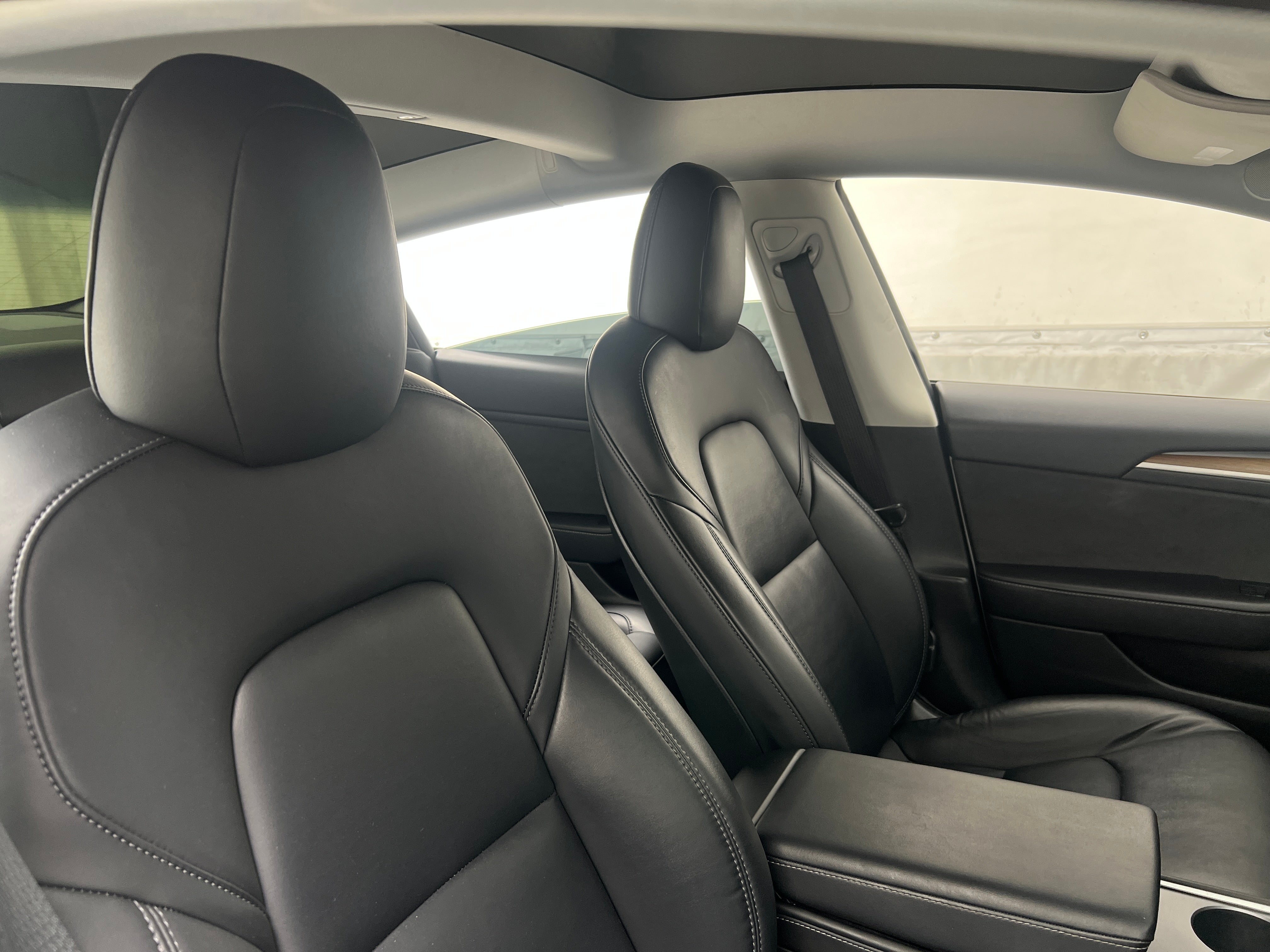 Used 2022 Tesla Model 3 Long Range with VIN 5YJ3E1EB7NF355447 for sale in Pewaukee, WI