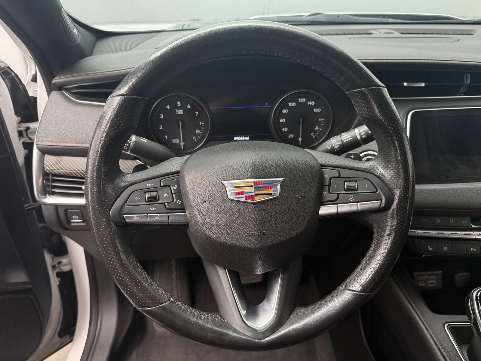 Thumbnail: 2020 Cadillac XT4 - 4