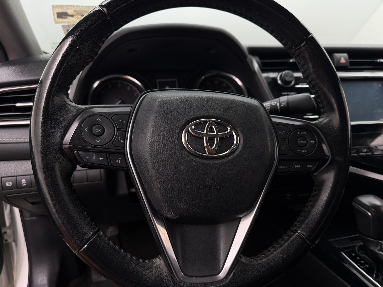 Thumbnail: 2019 Toyota Camry - 5