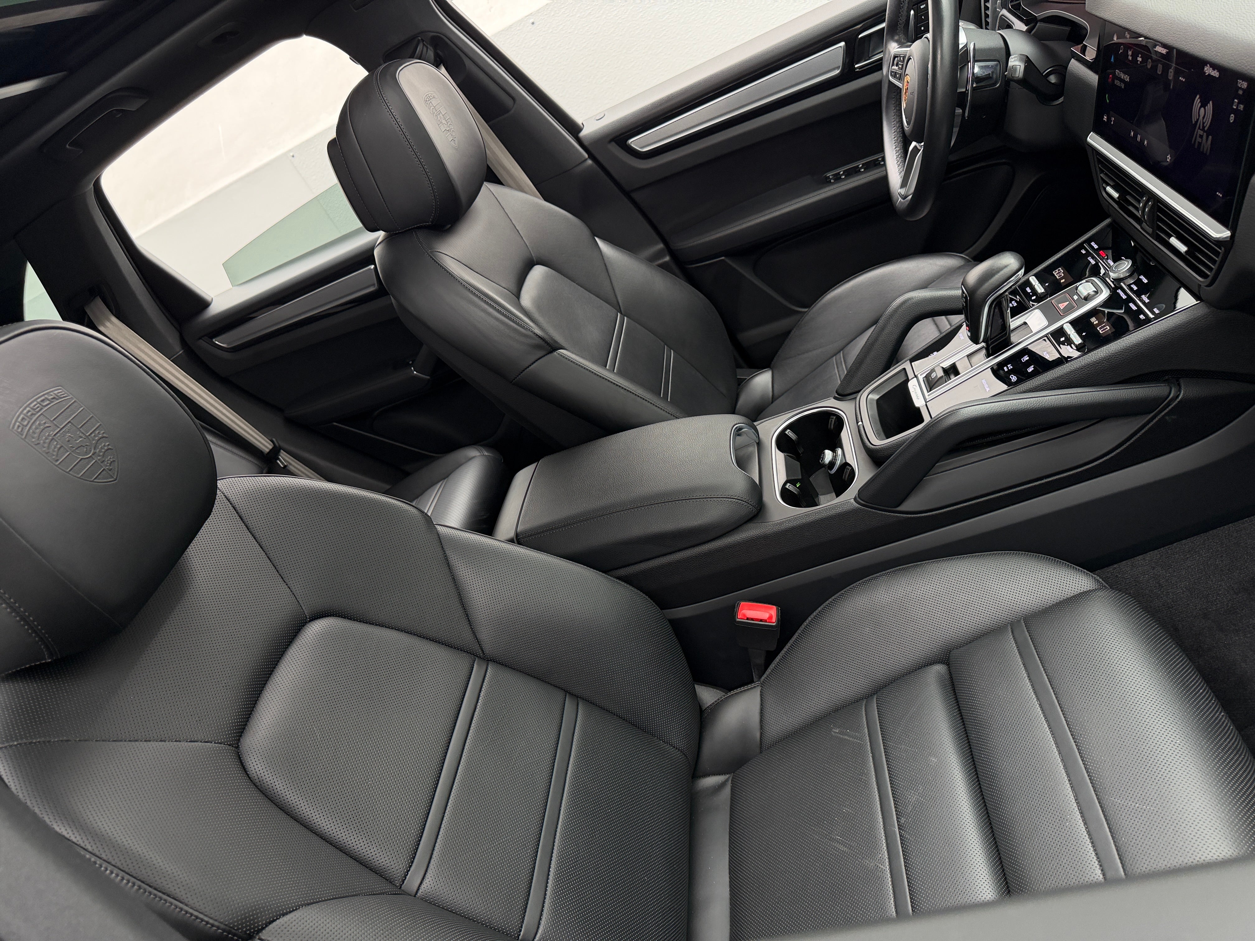 2023 Porsche Cayenne Base