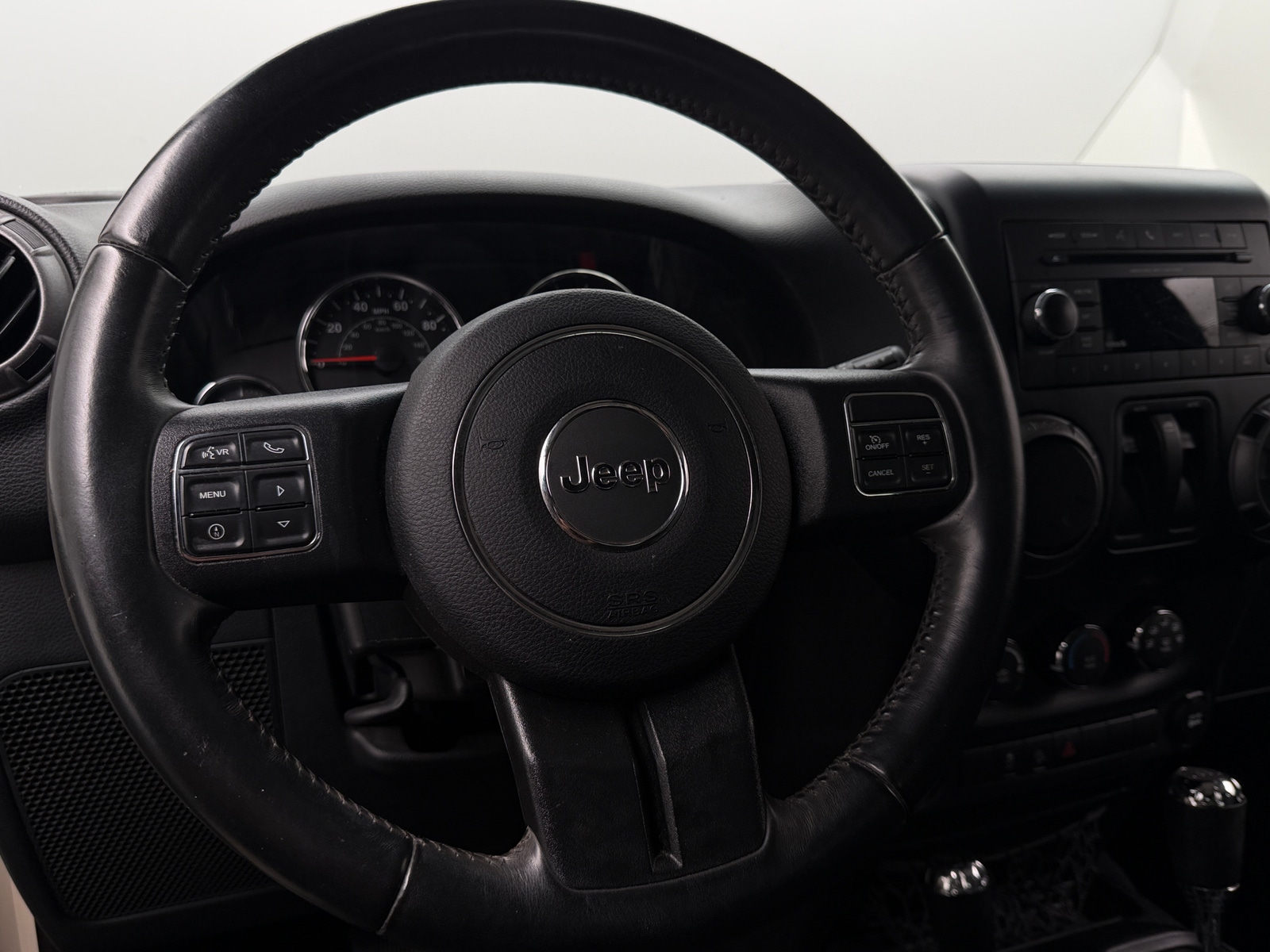 Thumbnail: 2017 Jeep Wrangler - 5