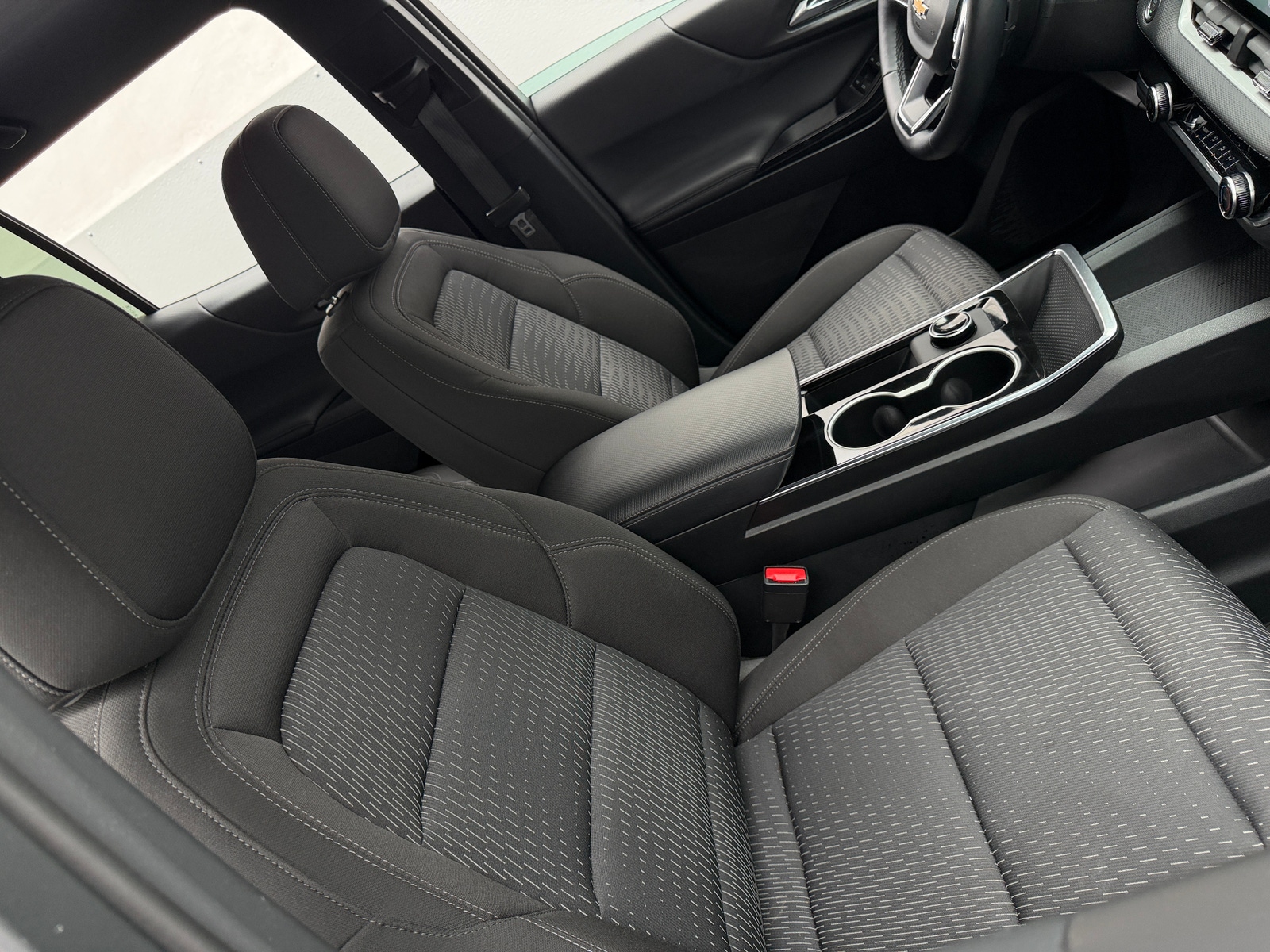 Thumbnail: 2026 Chevrolet Equinox - 2