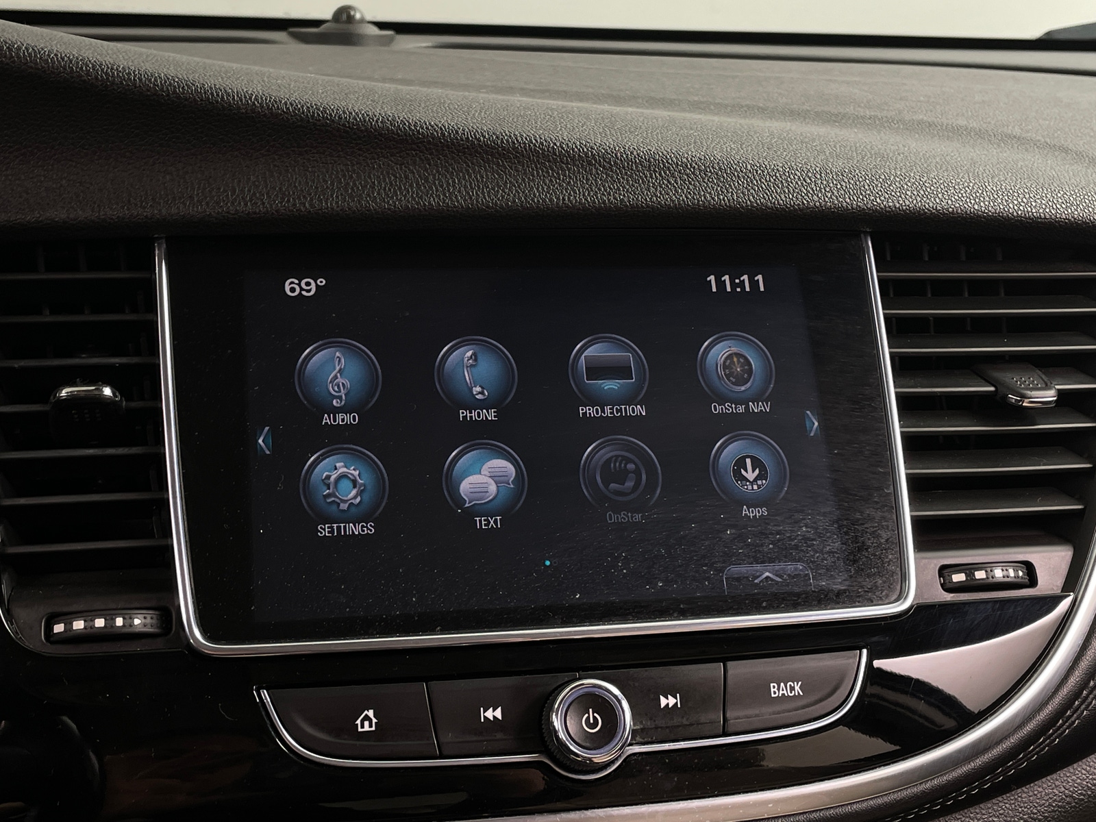 Thumbnail: 2017 Buick Encore - 3