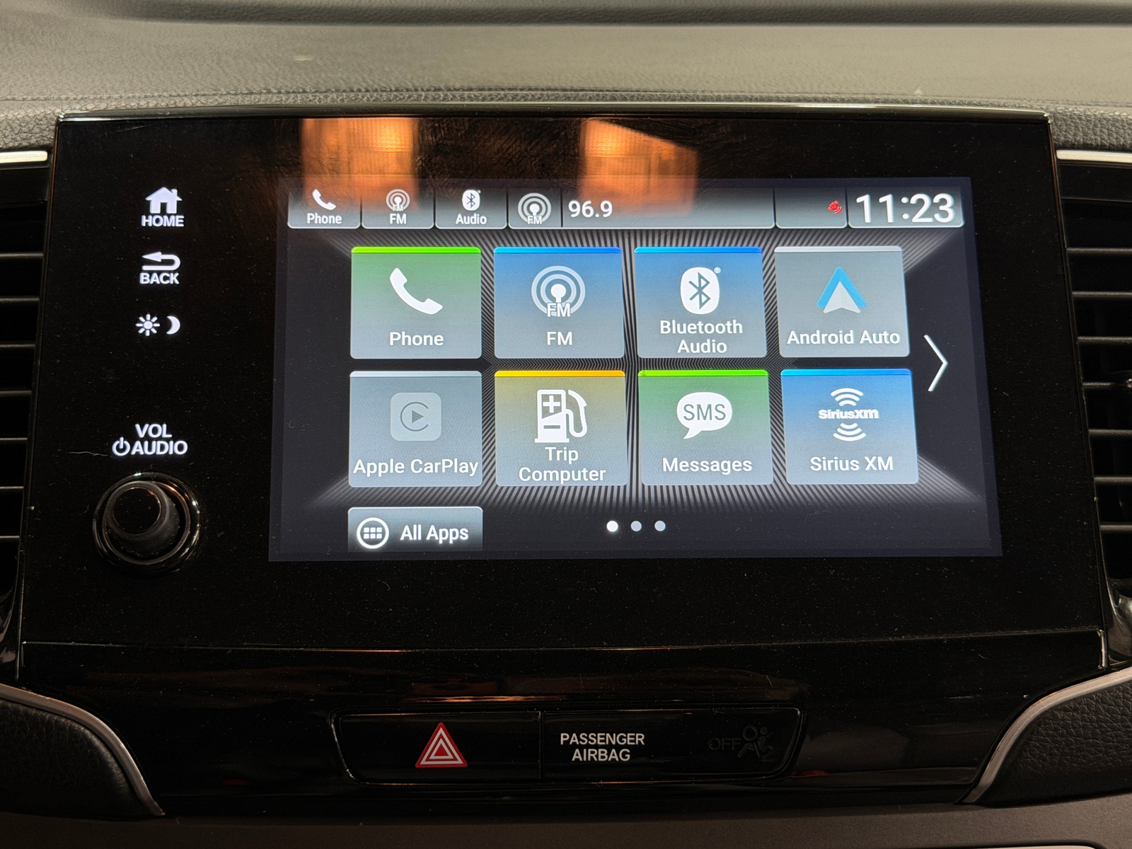 Thumbnail: 2019 Honda Pilot - 3