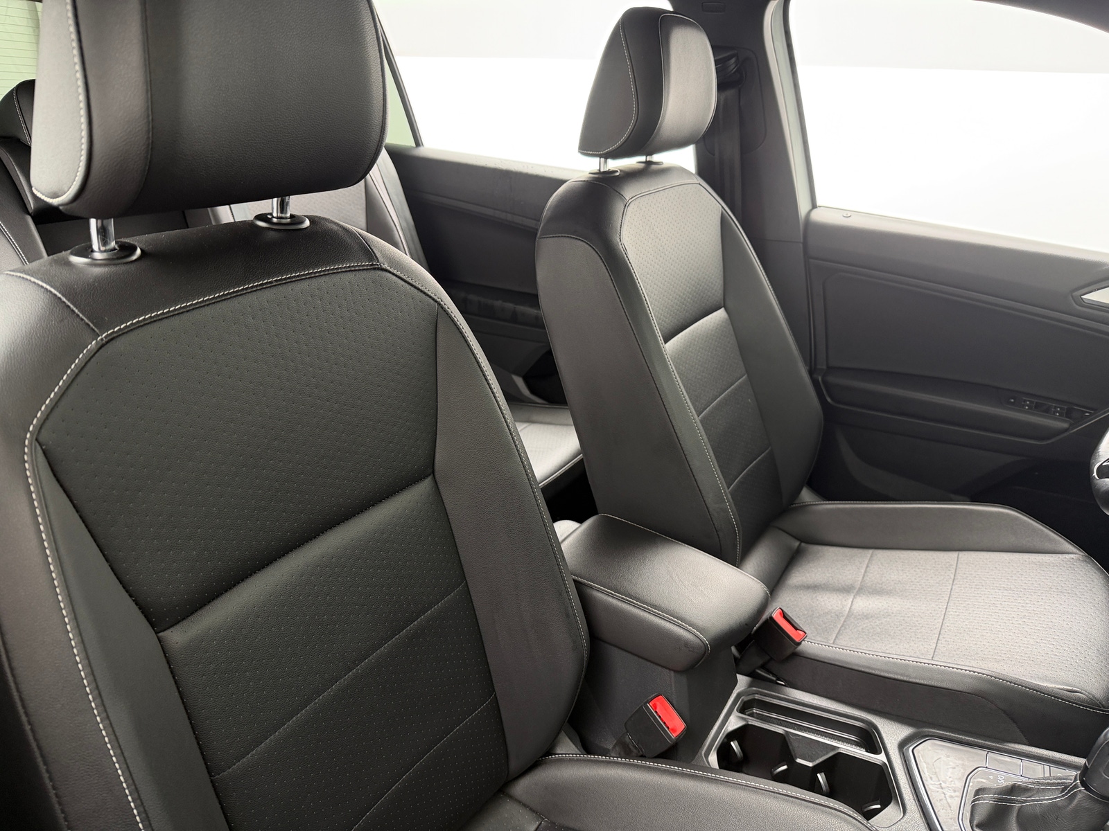 Thumbnail: 2021 Volkswagen Tiguan - 2