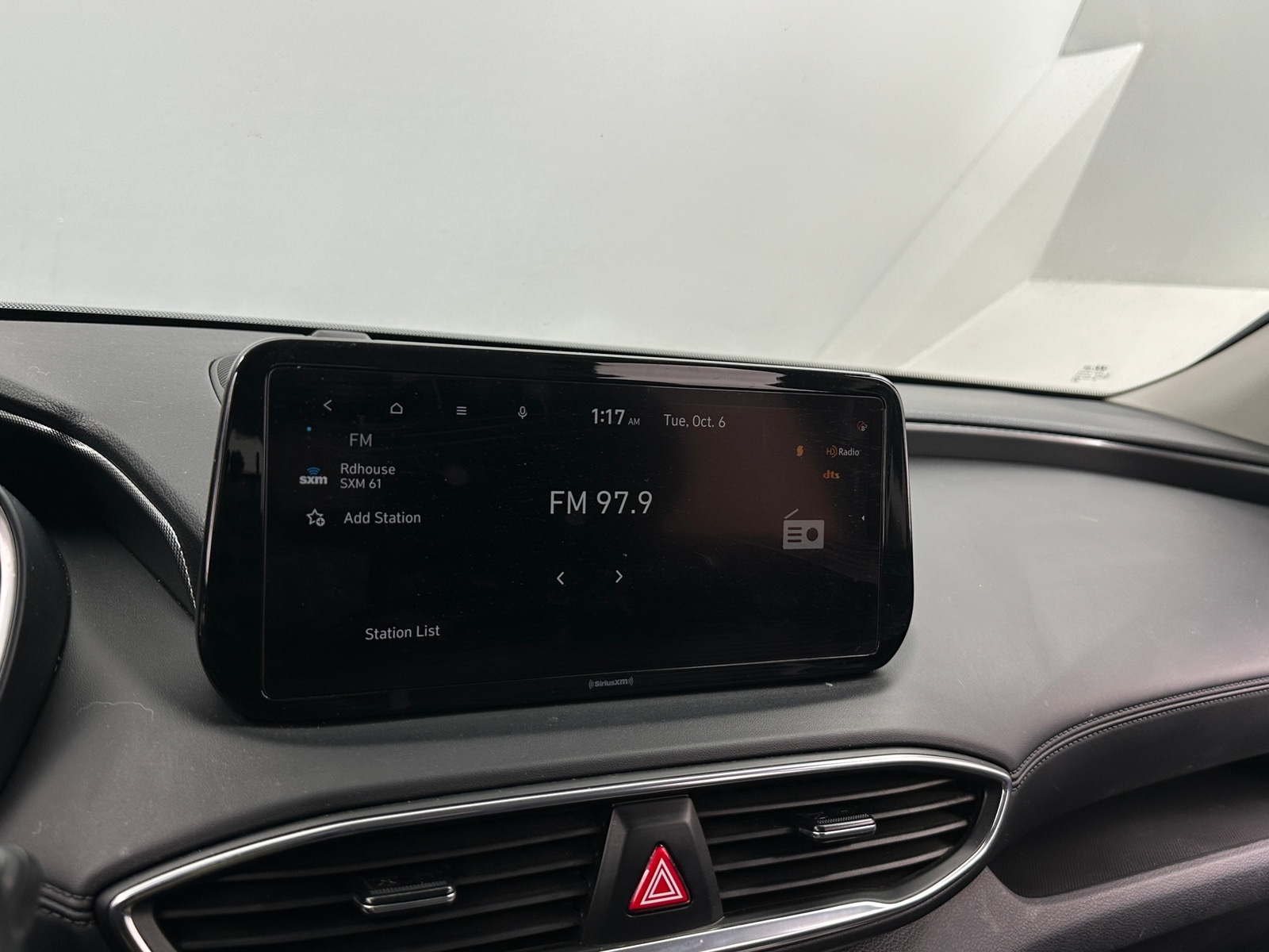Thumbnail: 2023 Hyundai Santa Fe - 4