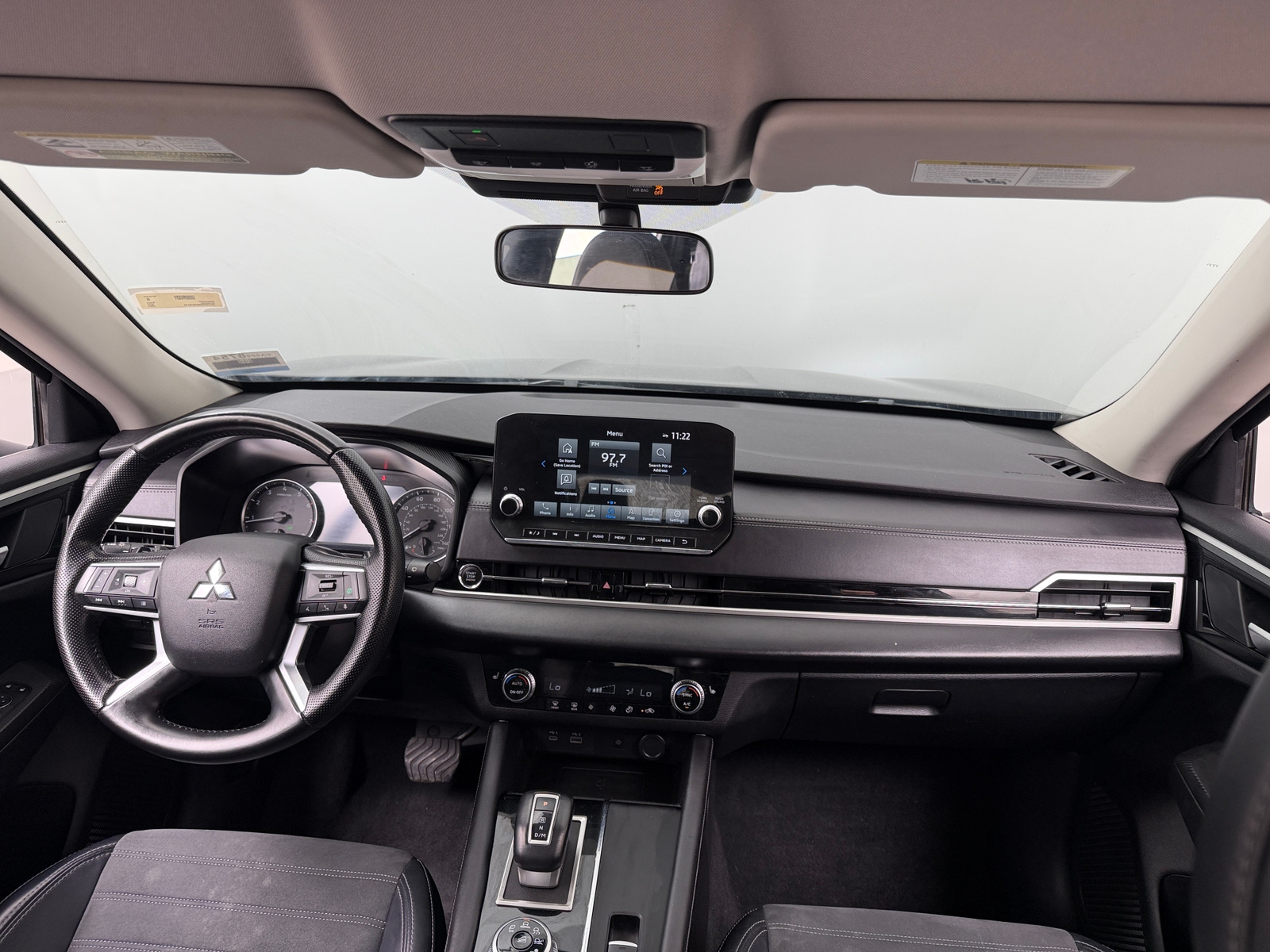 Thumbnail: 2024 Mitsubishi Outlander - 2