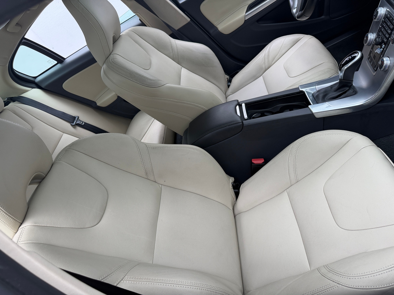 Thumbnail: 2018 Volvo S60 - 2