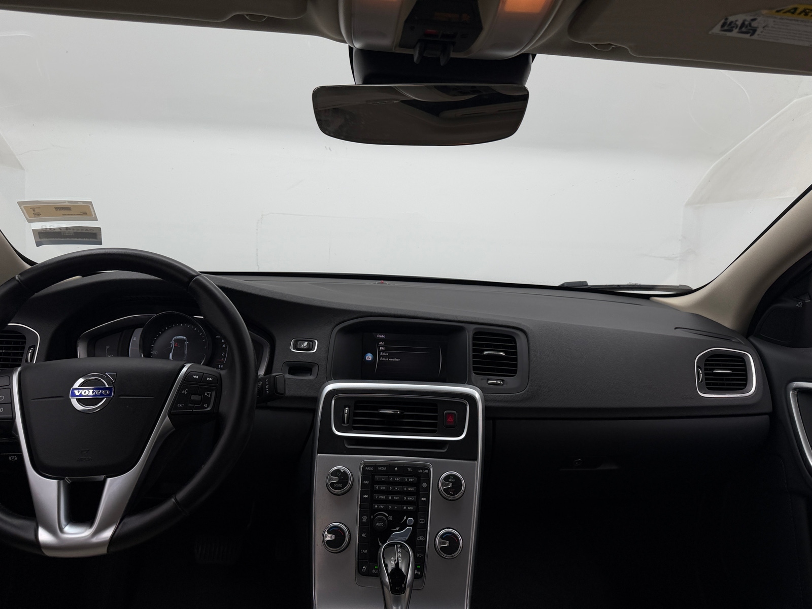 Thumbnail: 2018 Volvo S60 - 3